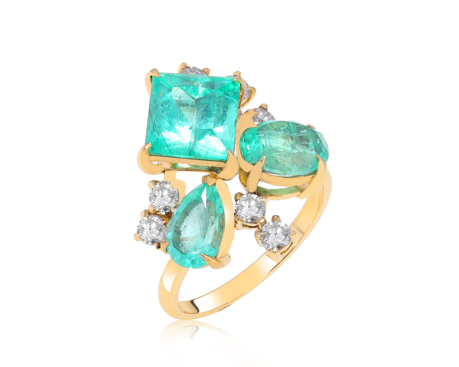 Золотое кольцо с изумрудами 5.62ct Evgeny Matveev 310516/9 Золотое кольцо с изумрудами 5.62ct Evgeny Matveev 310516/9