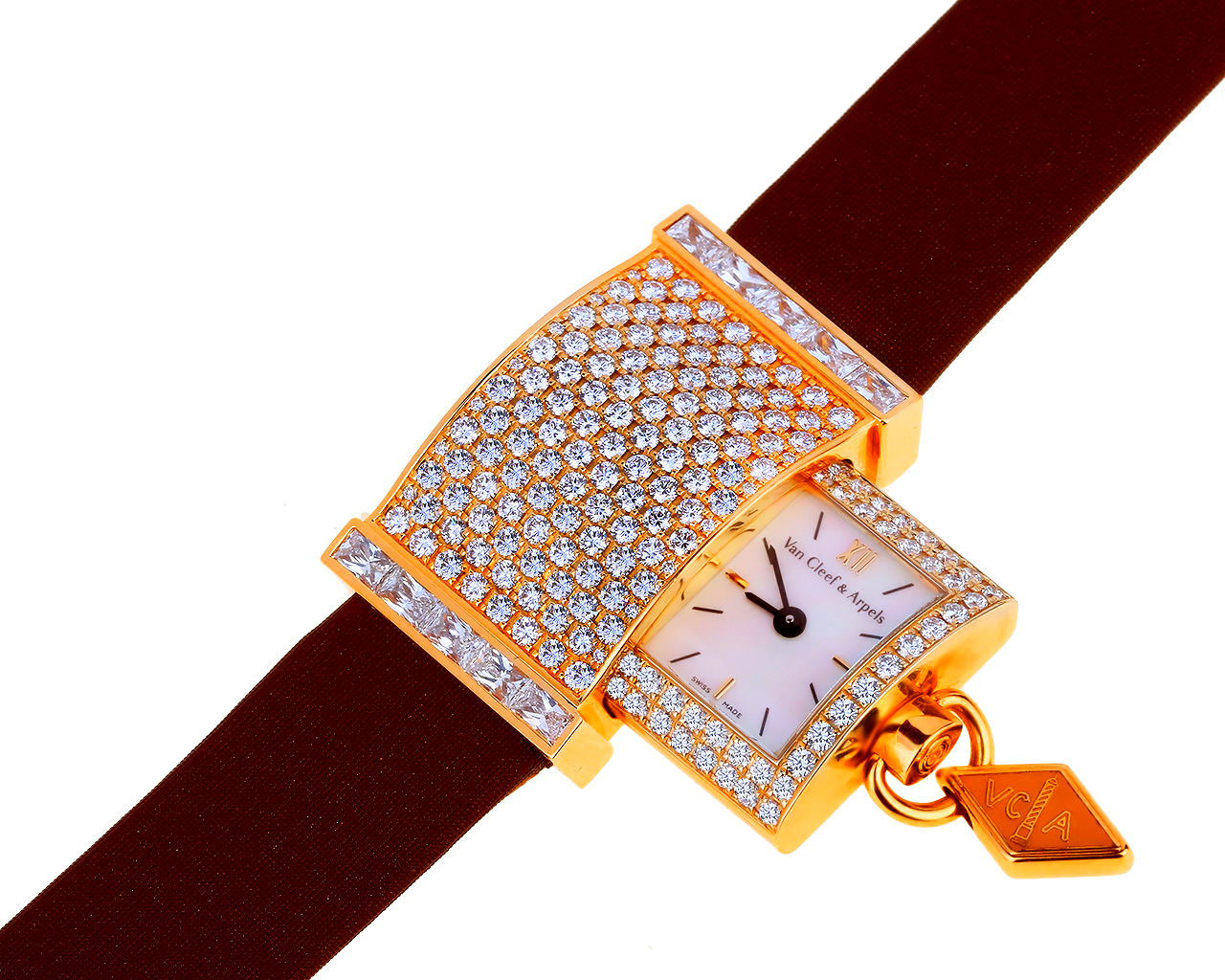 Шикарные золотые часы с бриллиантами 3.60ct Van Cleef and Arpels 240719/15 Шикарные золотые часы с бриллиантами 3.60ct Van Cleef and Arpels 240719/15