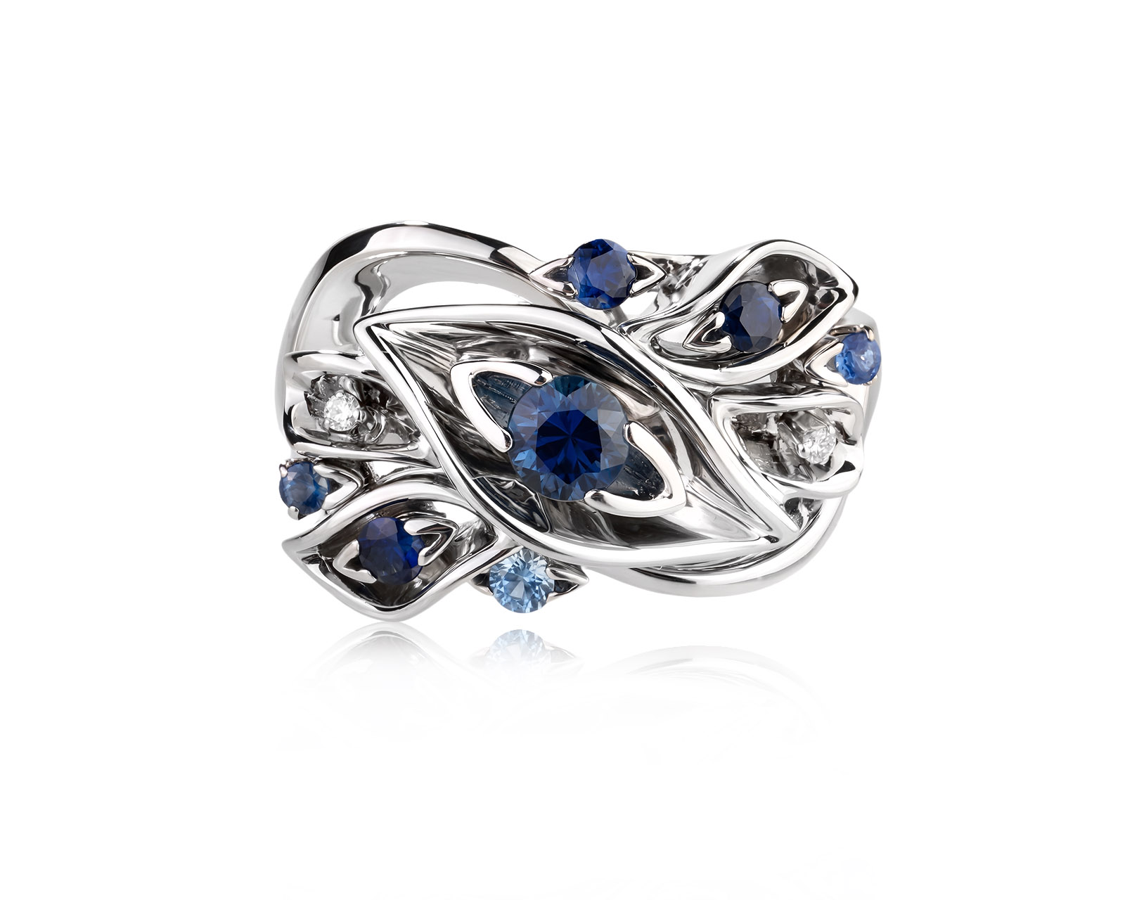 Золотое кольцо с сапфирами 0.52ct и бриллиантами 0.01ct