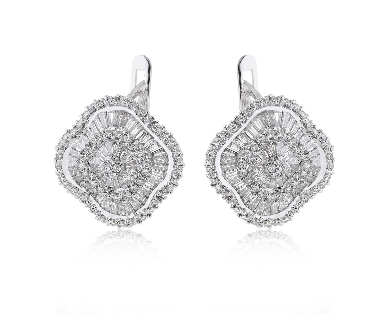 Великолепные золотые серьги с бриллиантами 3.16ct