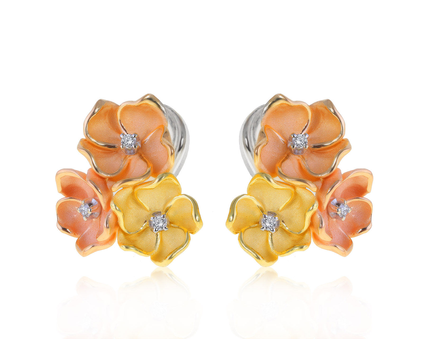 Оригинальные золотые серьги с бриллиантами 0.10ct Annamaria Cammilli