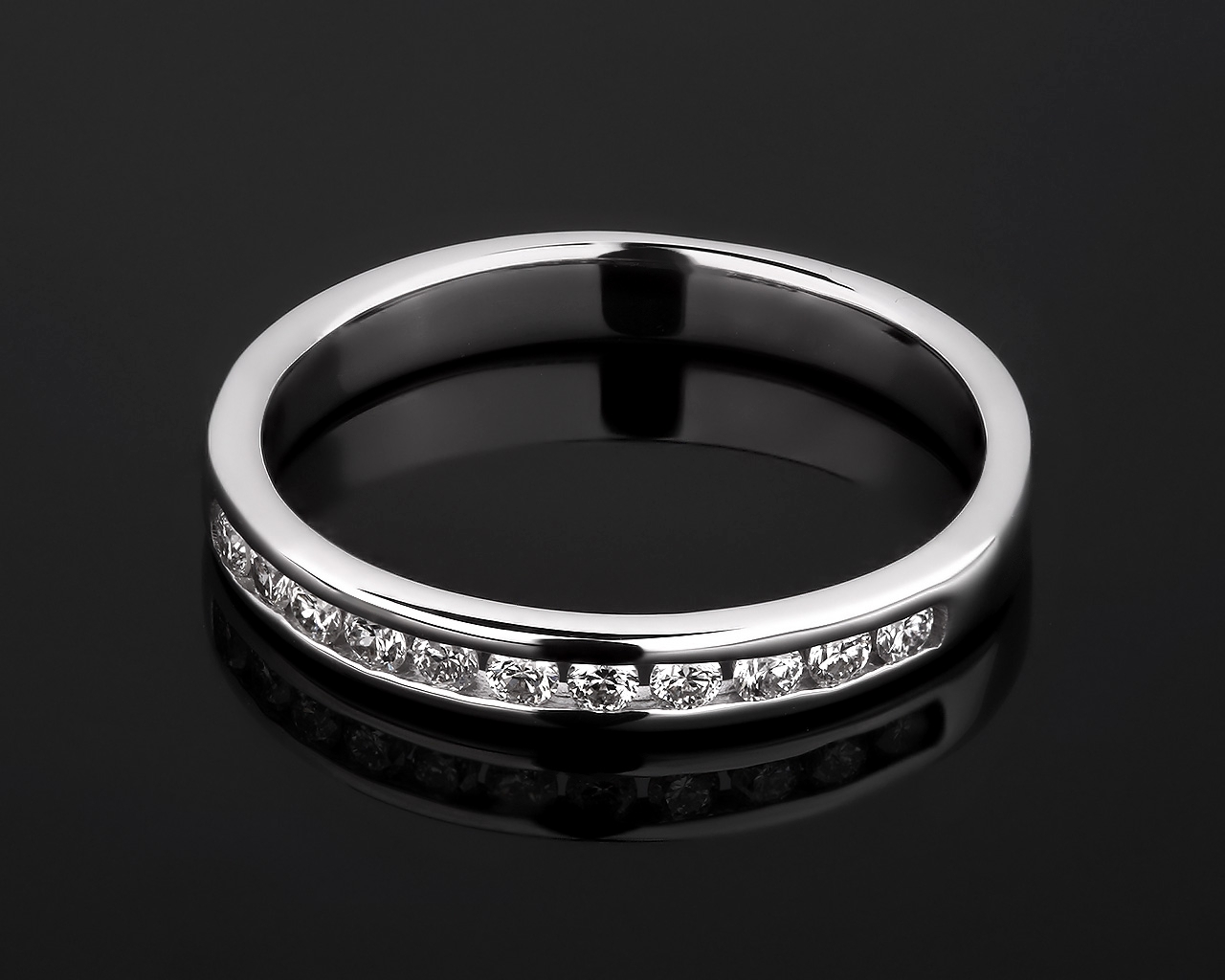 Утонченное золотое кольцо с бриллиантами 0.20ct