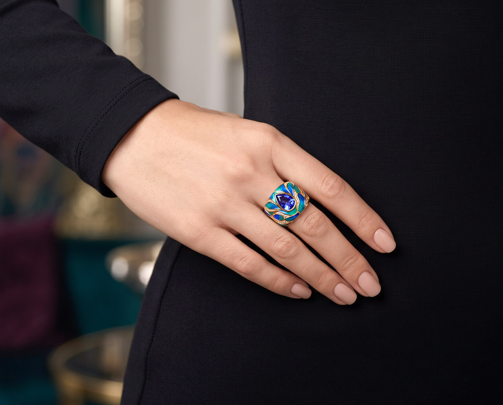 Оригинальное золотое кольцо с танзанитом 2.40ct Lykov`s Jewellery