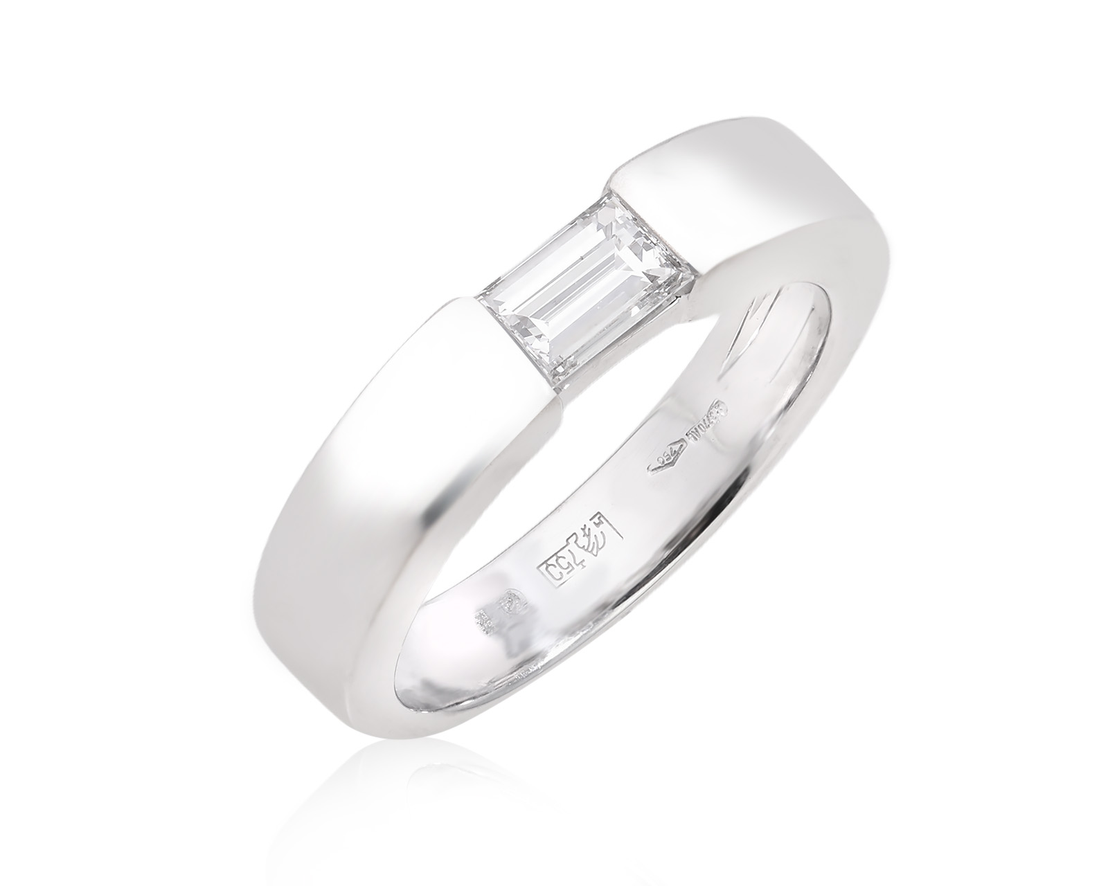 Оригинальное золотое кольцо с бриллиантом 0.65ct Luca Carati 160525/1 Оригинальное золотое кольцо с бриллиантом 0.65ct Luca Carati 160525/1