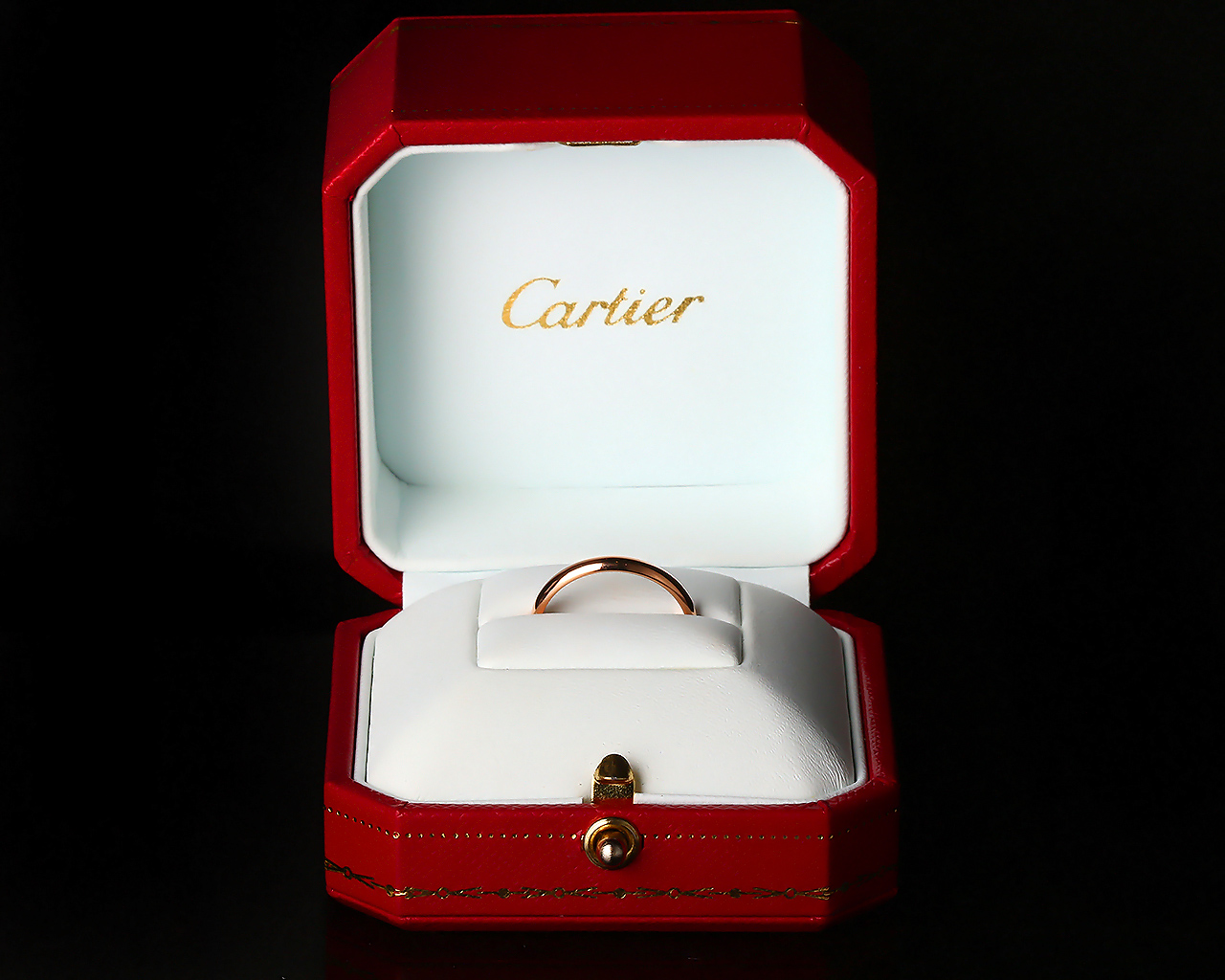 Обручальное золотое кольцо Cartier