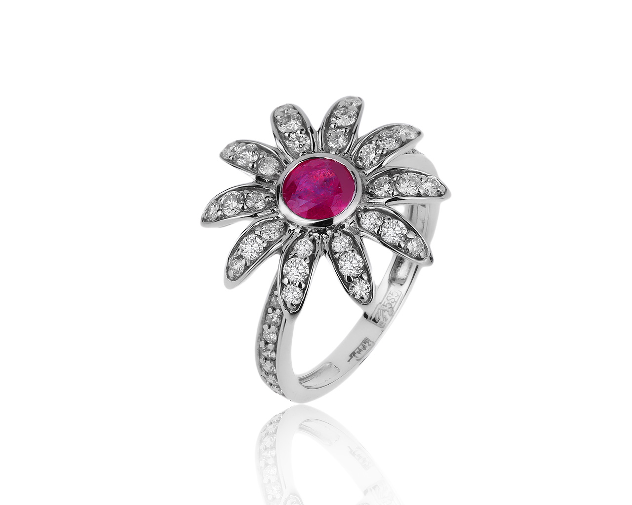 Праздничное золотое кольцо с рубином 0.60ct 100120/9