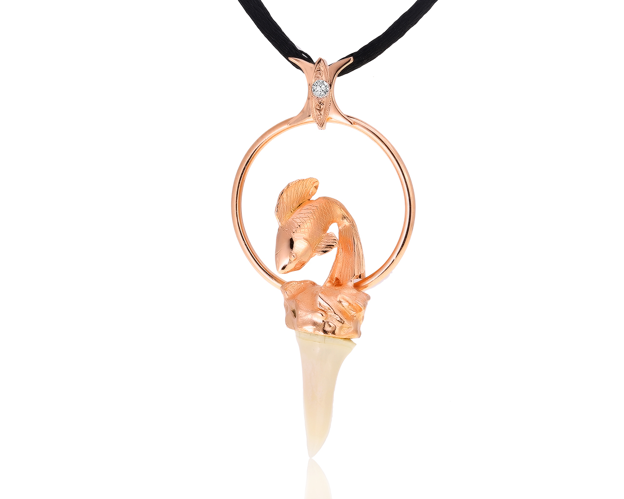 Нарядный золотой кулон с бриллиантом 0.05ct 201120/5