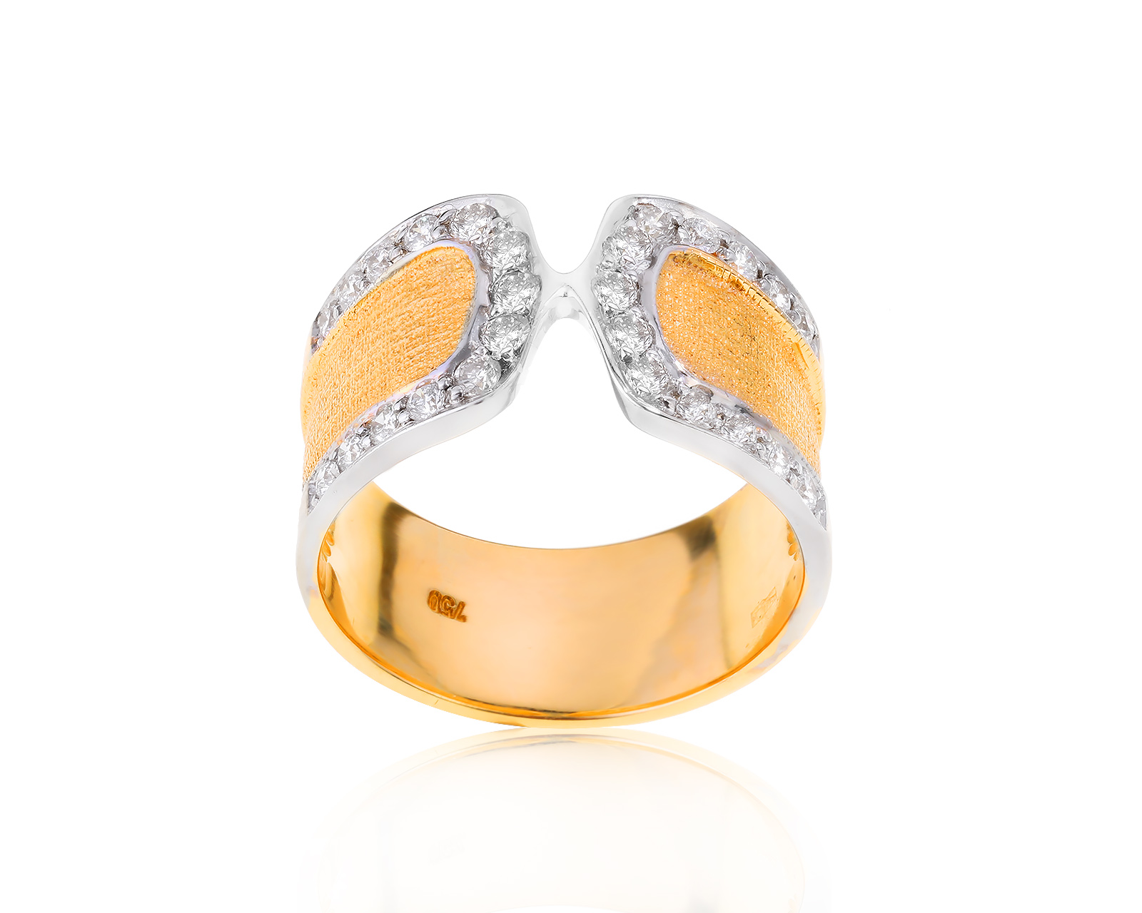 Притягательное золотое кольцо с бриллиантами 0.68ct