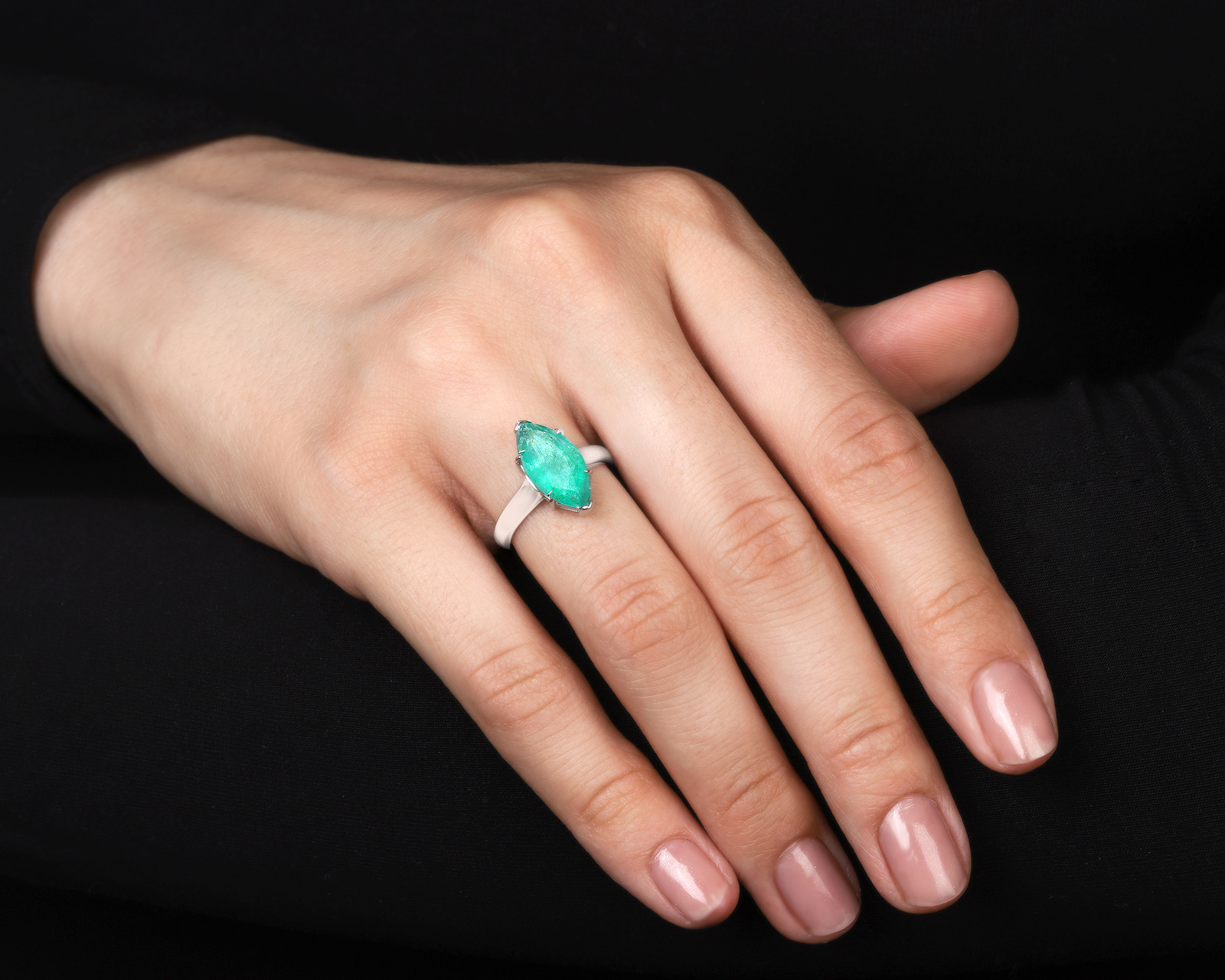 Золотое кольцо с изумрудом 3.24ct