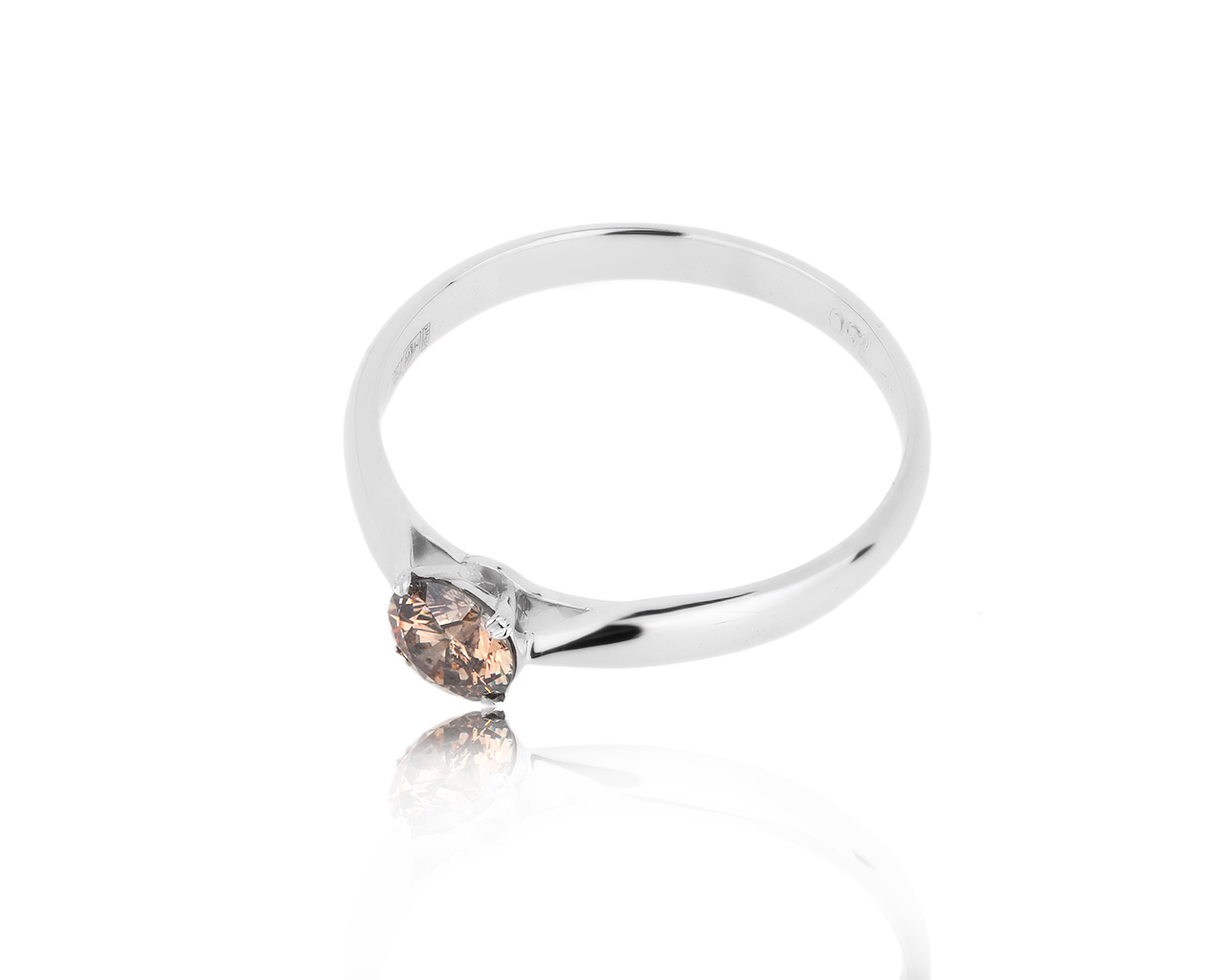 Стильное золотое кольцо с бриллиантом 0.42ct