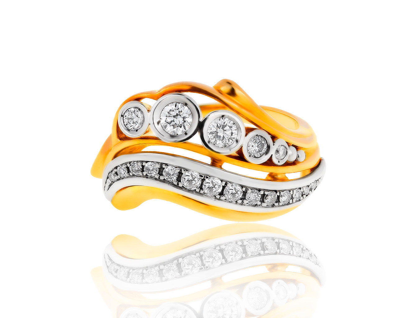 Прелестное золотое кольцо с бриллиантами 0.52ct