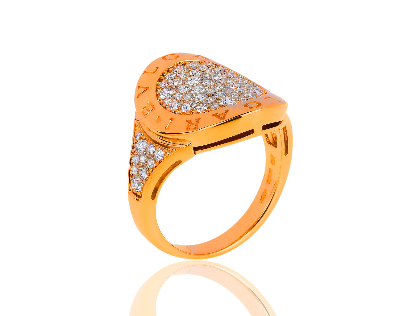 Оригинальное золотое кольцо с бриллиантами 0.95ct Bvlgari Bvlgari 100519/4 Оригинальное золотое кольцо с бриллиантами 0.95ct Bvlgari Bvlgari 100519/4