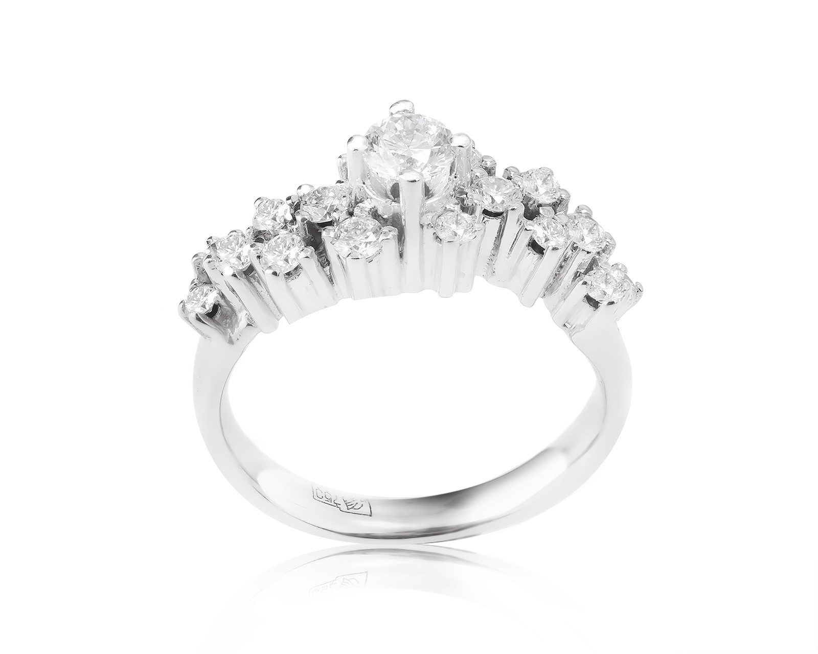 Золотое кольцо с бриллиантами 0.74ct 210224/5