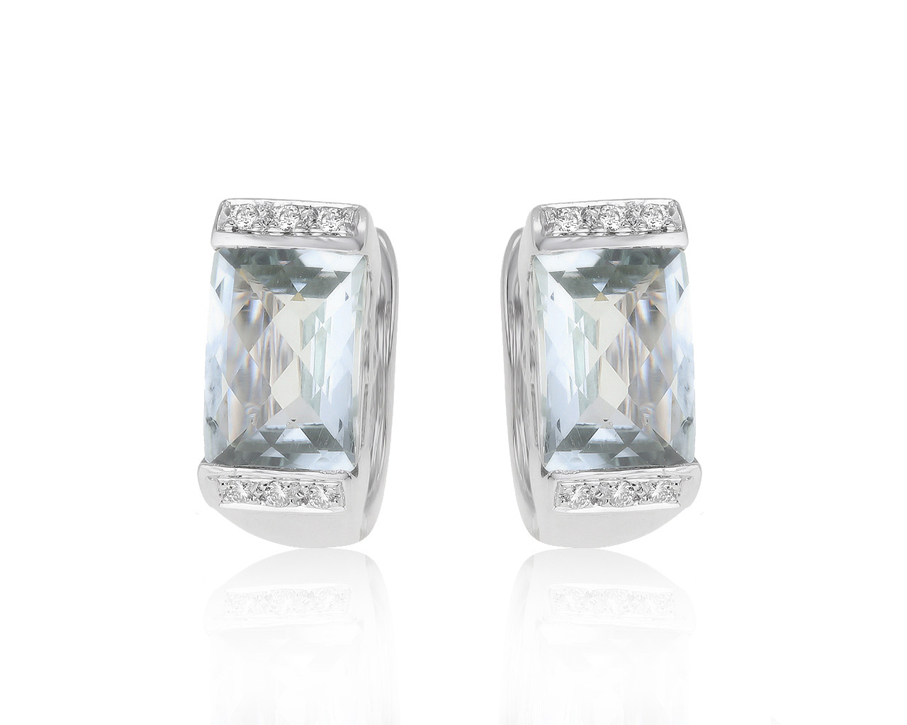 Красивые золотые серьги с аквамаринами 5.53ct