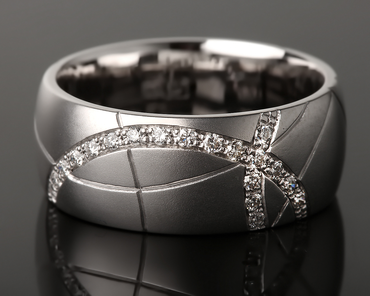 Стильное золотое кольцо с бриллиантами 0.16ct 080816/1