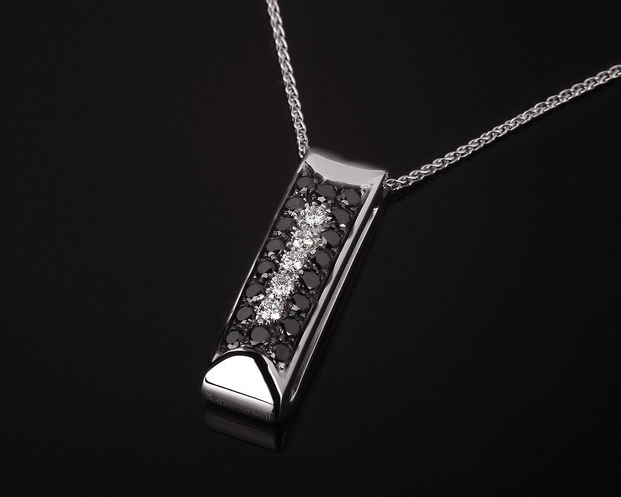 Золотой кулон с бриллиантами 0.58ct Korloff 261217/16