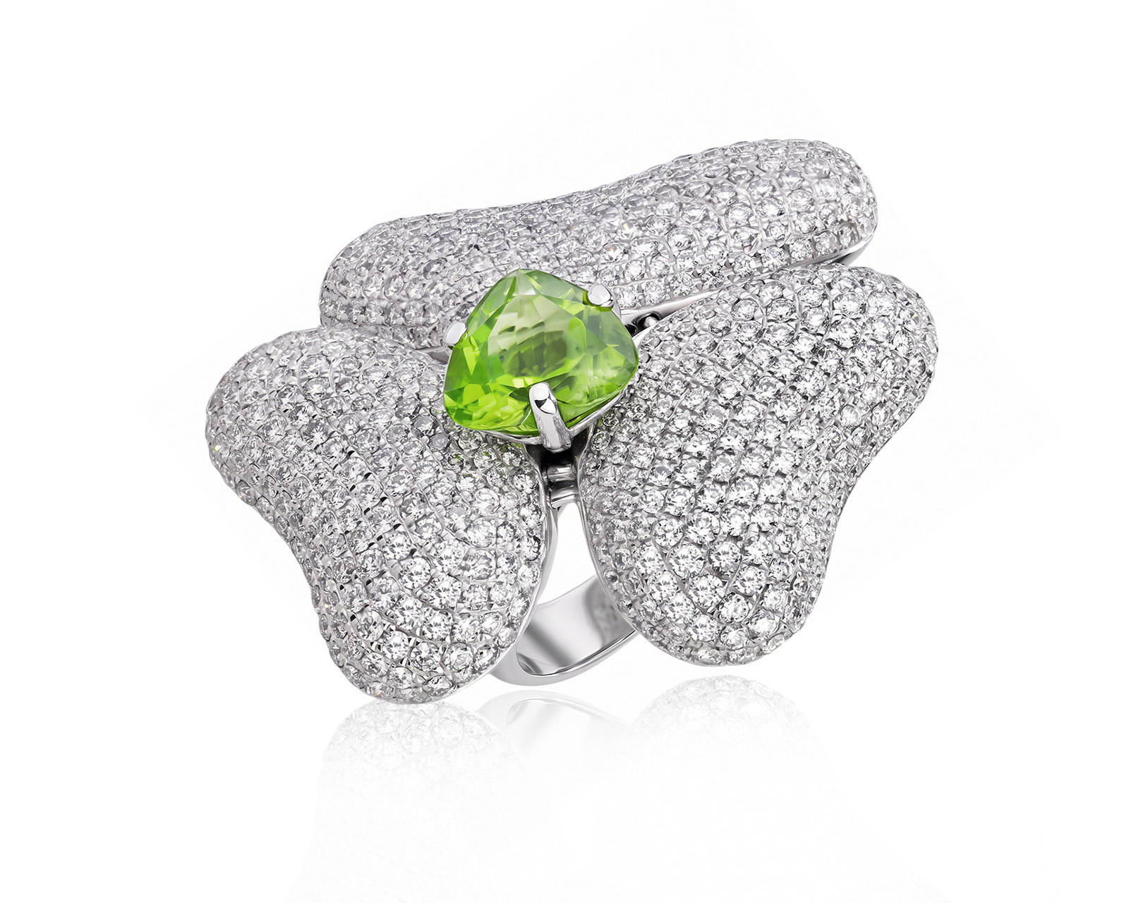 Оригинальное золотое кольцо с бриллиантами 5.80ct Gavello 100626/4