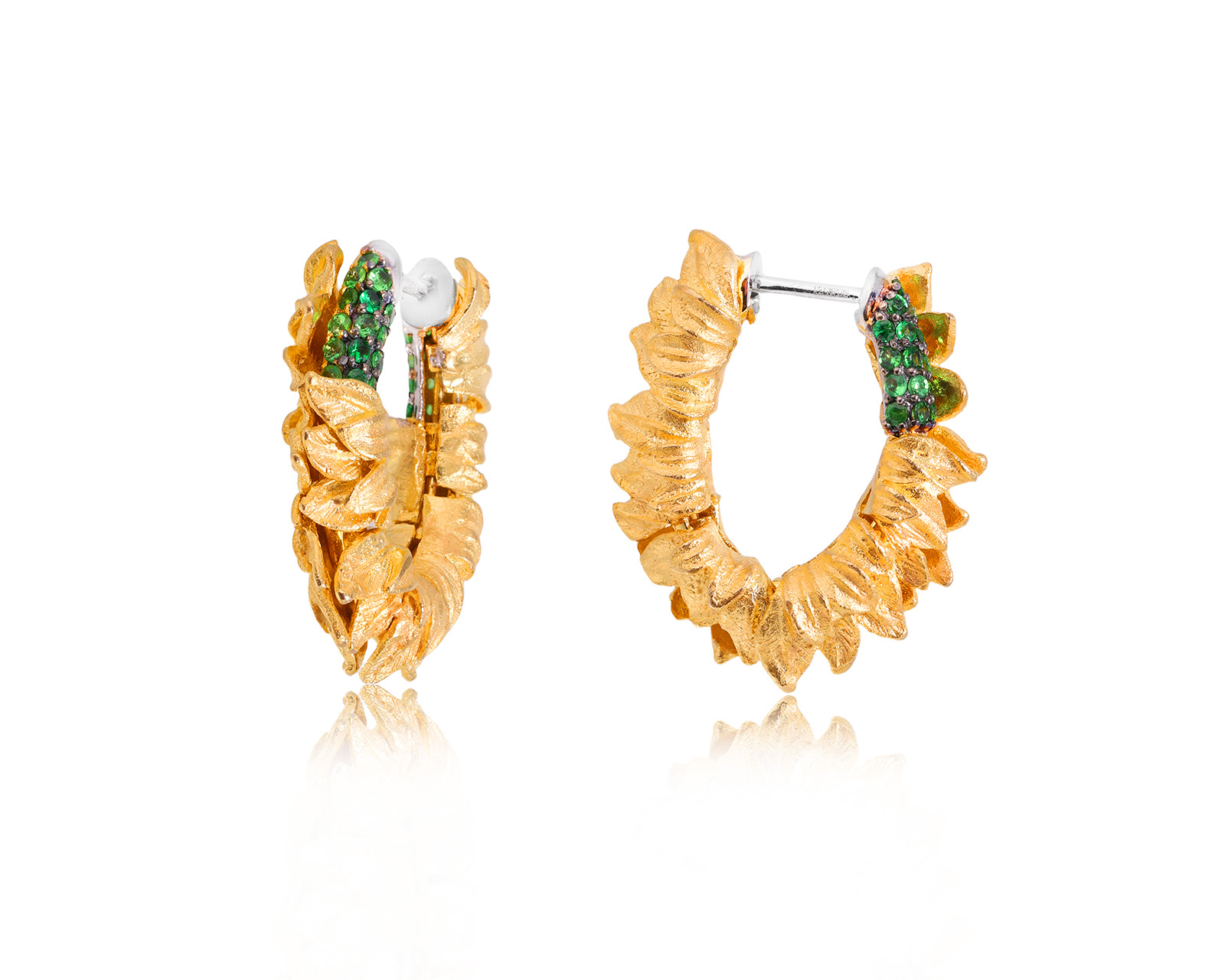 Золотые серьги с тсаворитами 1.20ct