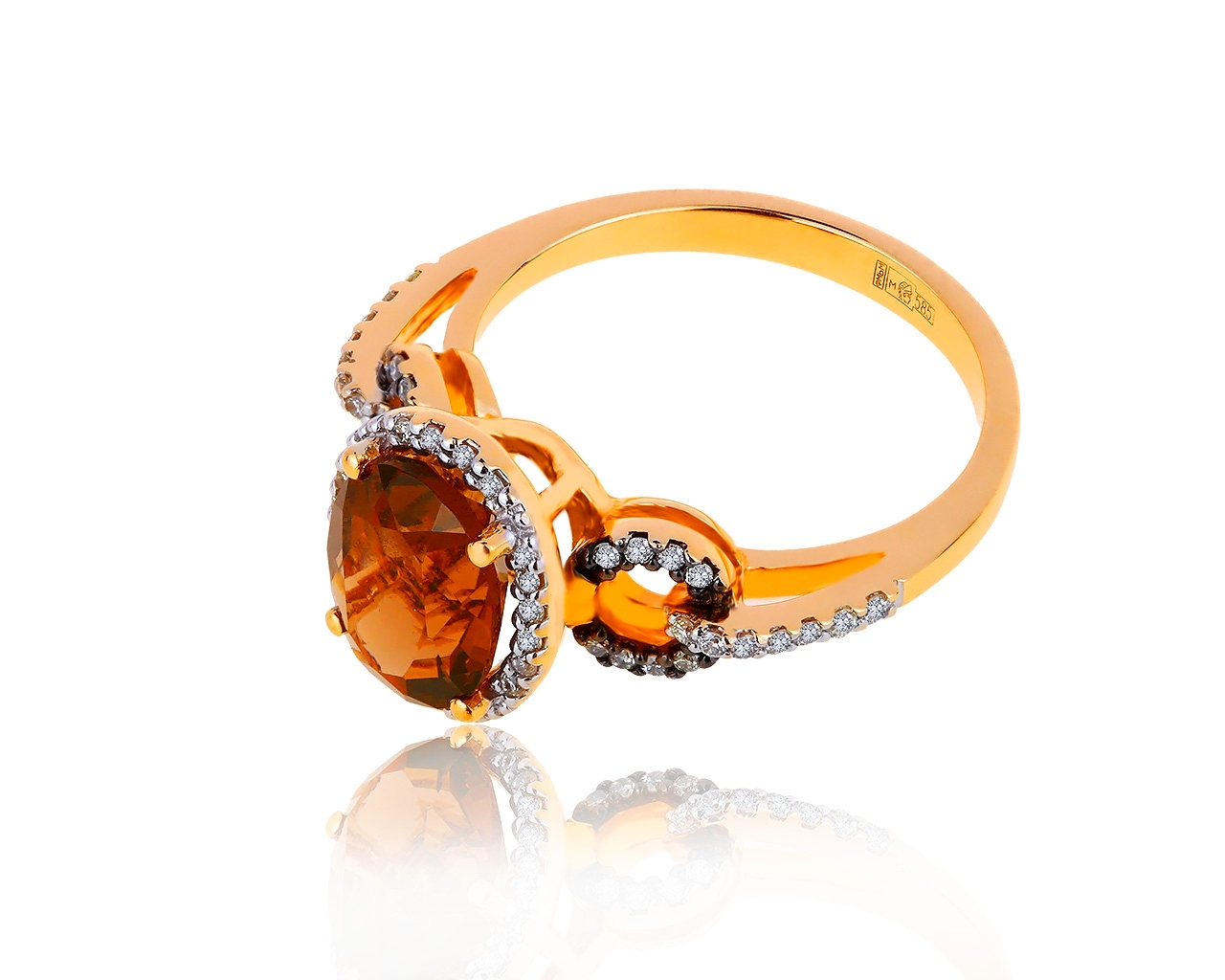 Прекрасное золотое кольцо с бриллиантами 0.22ct