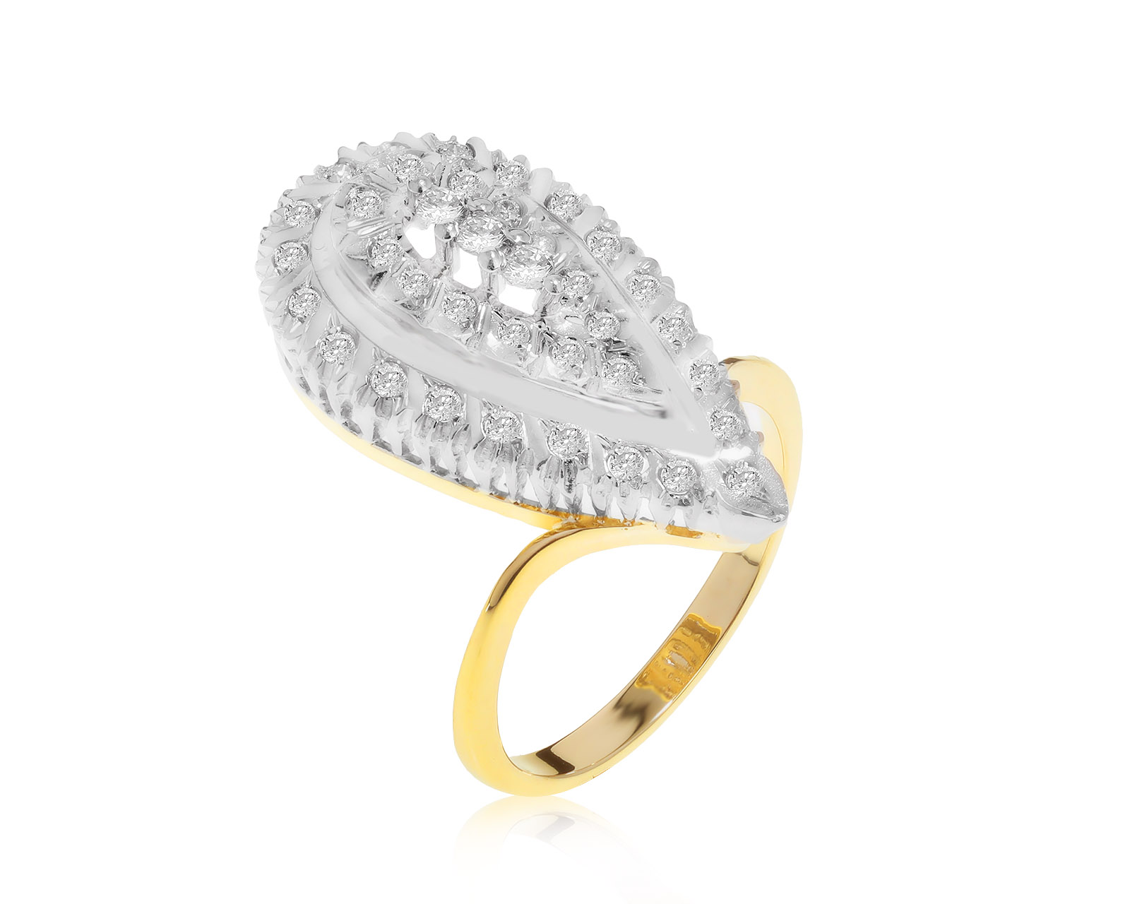 Изысканное золотое кольцо с бриллиантами 0.41ct