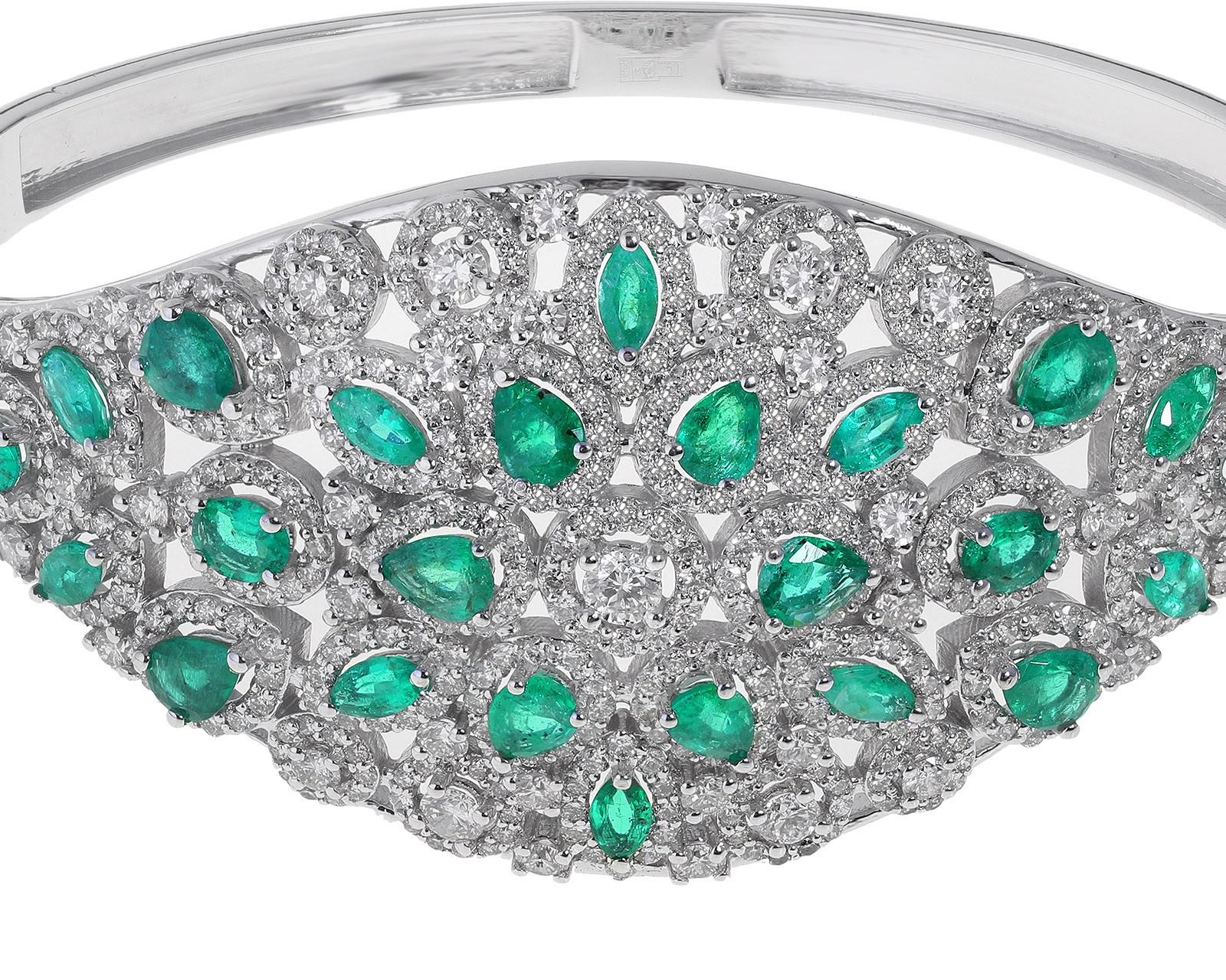 Восхитительный золотой браслет с изумрудами 4.29ct