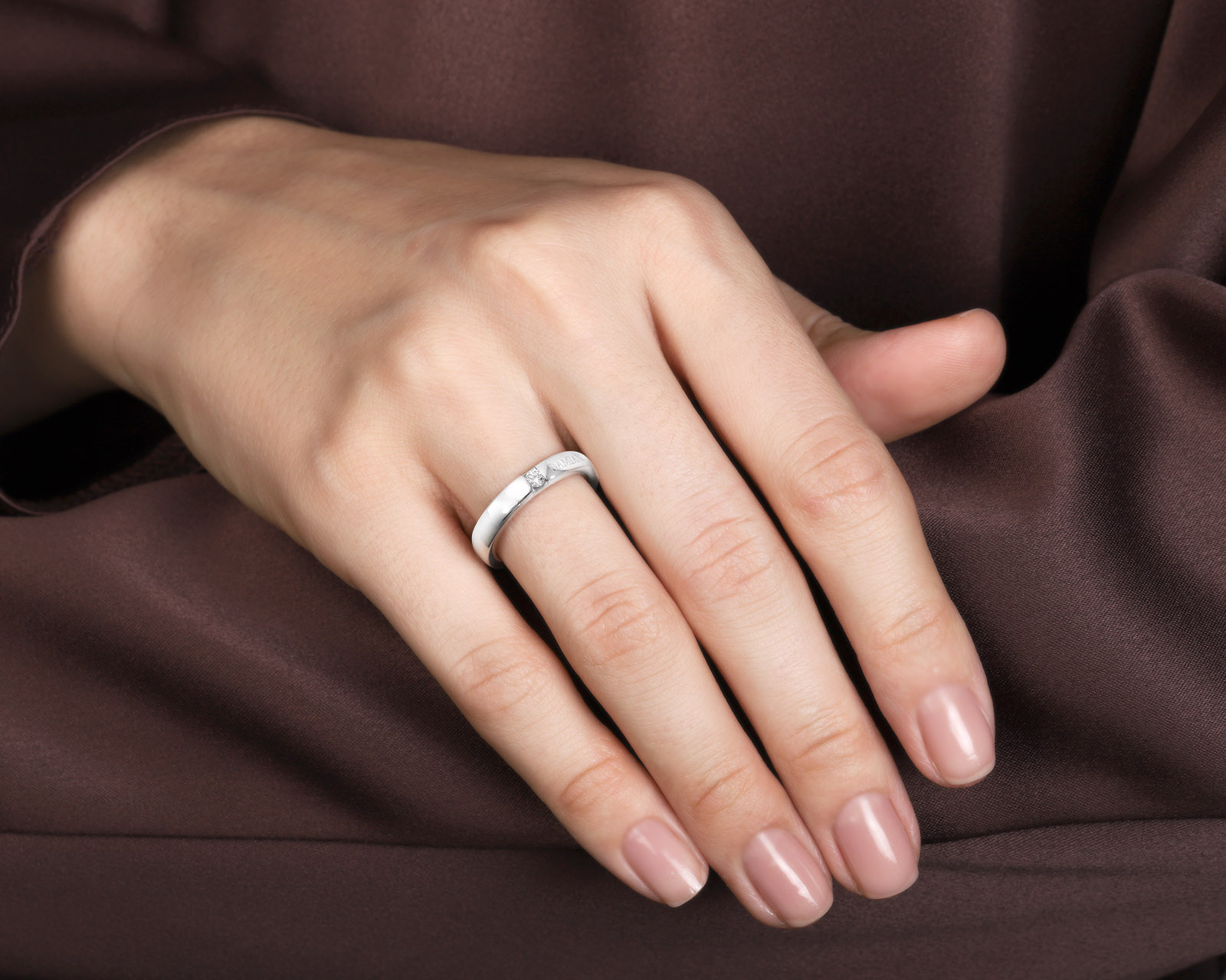 Оригинальное золотое кольцо Damiani Veramore