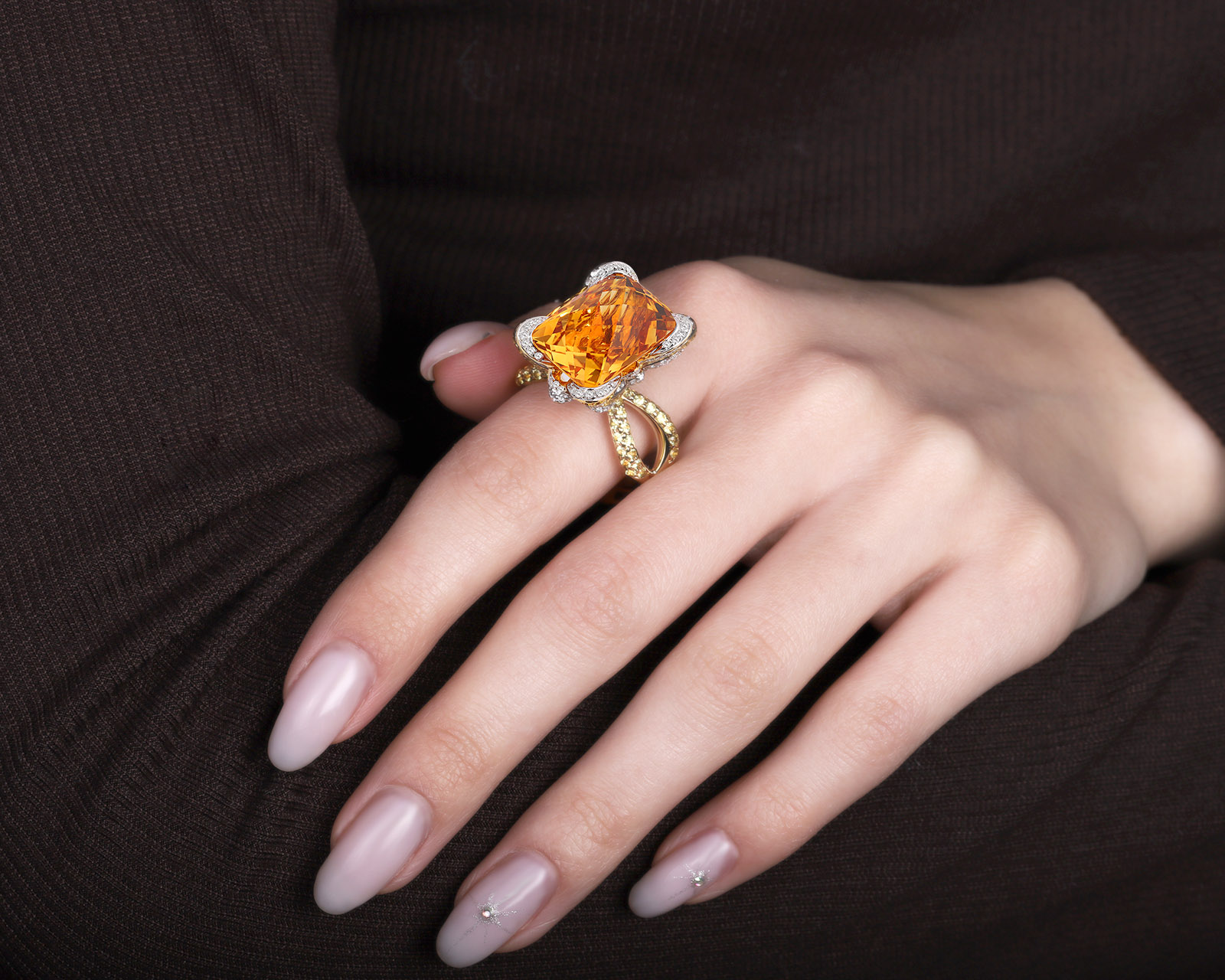 Оригинальное золотое кольцо с цитрином 16.84ct Belle Bague (GIM)