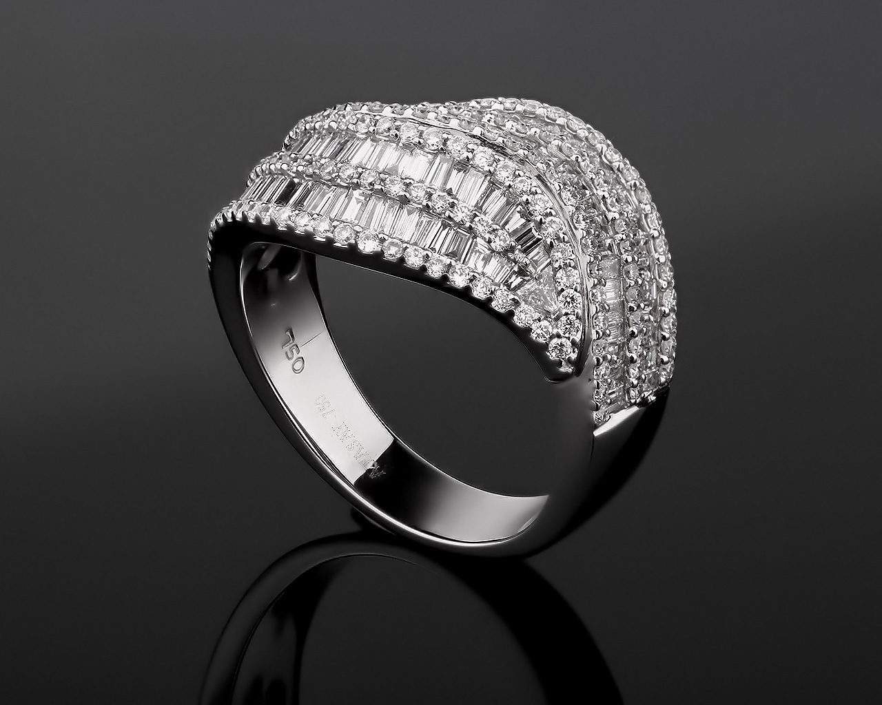 Шикарное бриллиантовое кольцо 3.01ct Atasai