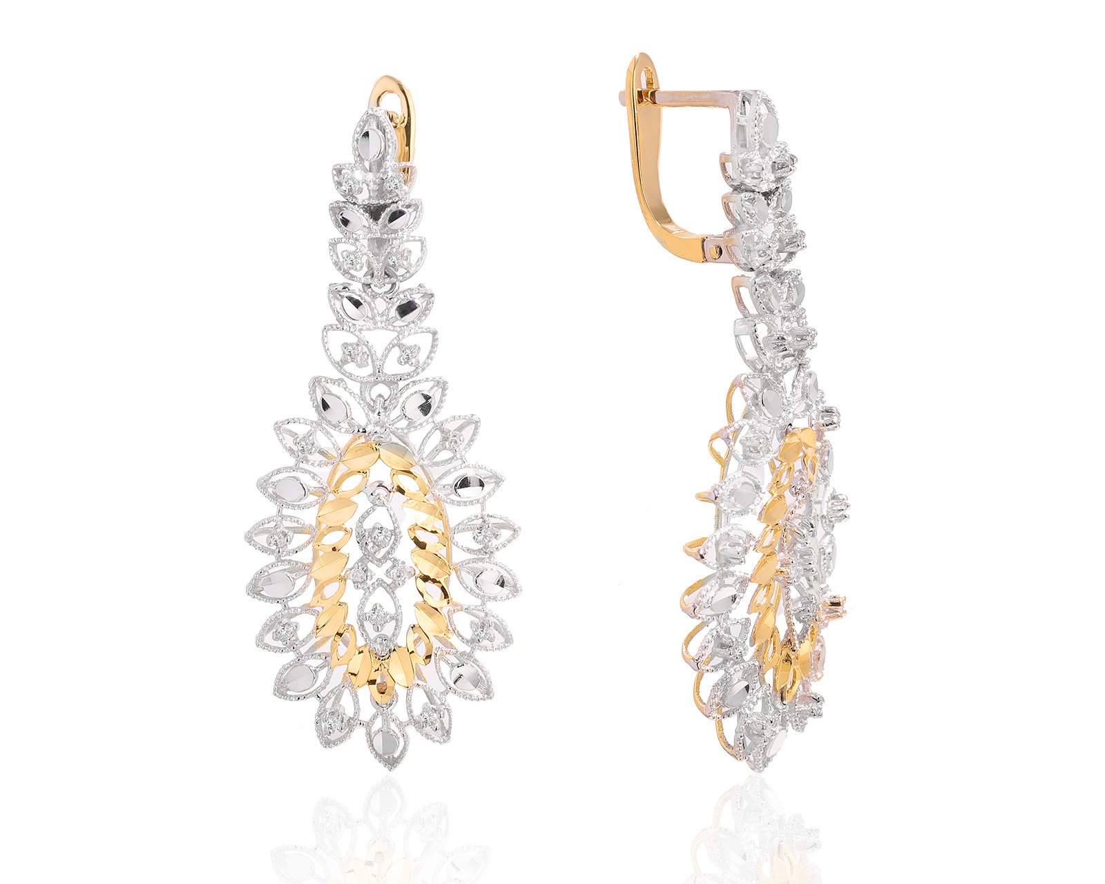 Оригинальные золотые серьги с бриллиантами 0.14ct Somoro