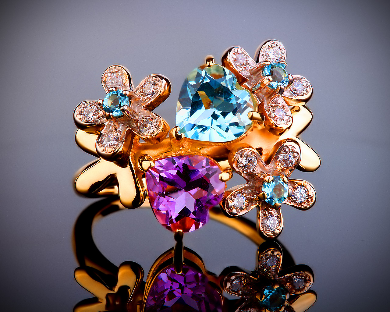 Коктейльное золотое кольцо с цветными камнями 301216/13