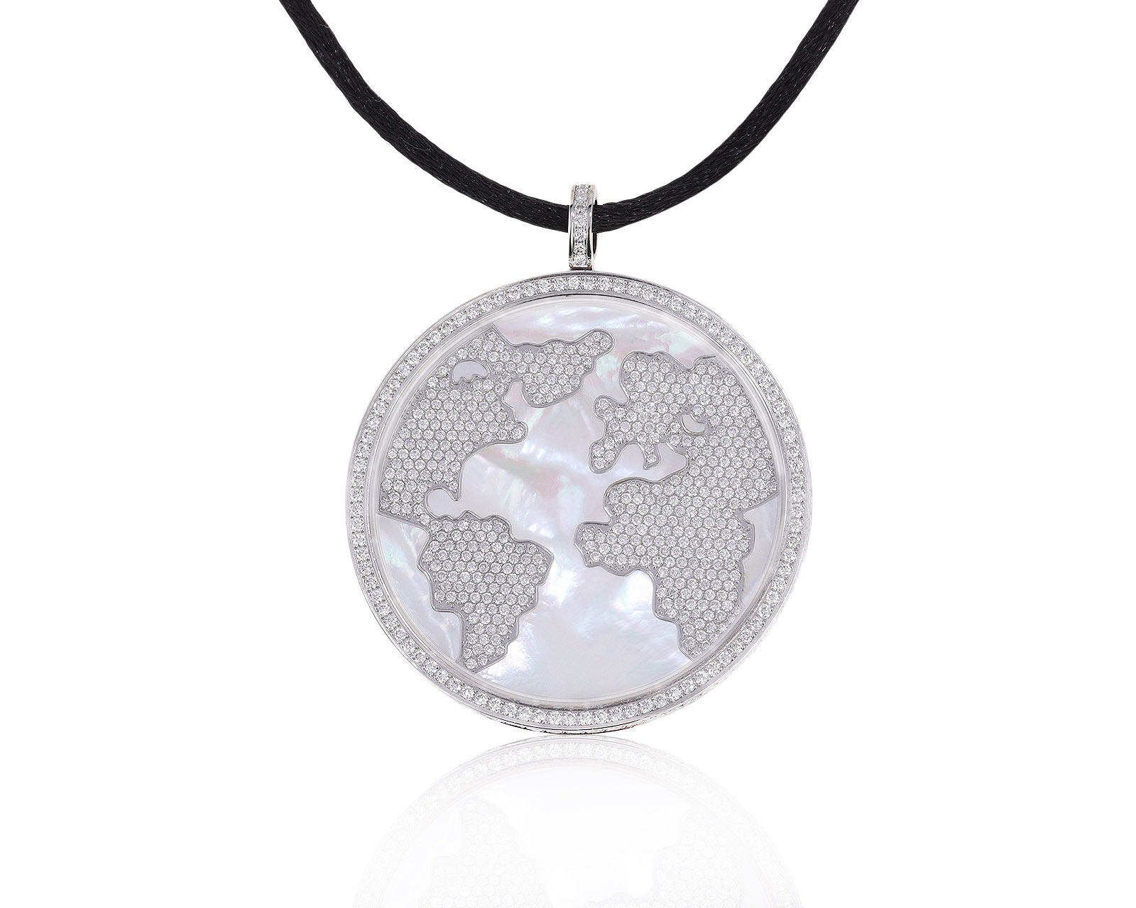 Оригинальный кулон с бриллиантами 3.68ct Jacob&Co The World Is Yours Pendant 280821/3 Оригинальный кулон с бриллиантами 3.68ct Jacob&Co The World Is Yours Pendant 280821/3