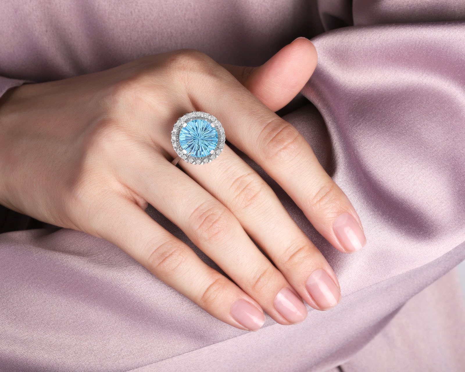 Оригинальное золотое кольцо с топазом 11.51ct Art Auro