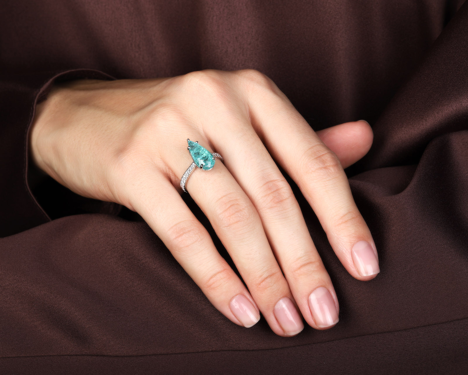 Золотое кольцо с турмалином параиба Мозамбик 3.88ct Evgeny Matveev