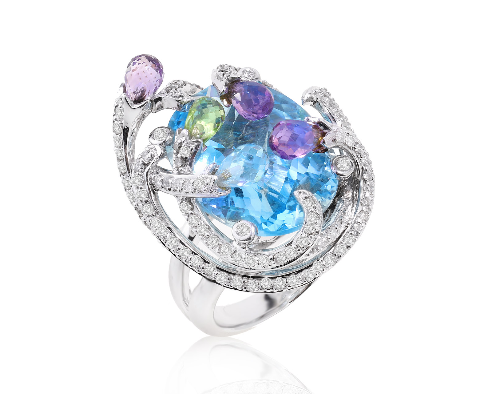 Красивое золотое кольцо с топазами 28.00ct 130223/2 Красивое золотое кольцо с топазами 28.00ct 130223/2