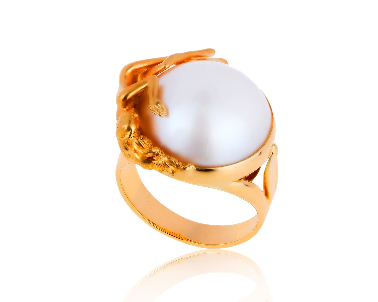 Женственное золотое кольцо с жемчугом 15 мм 251219/5