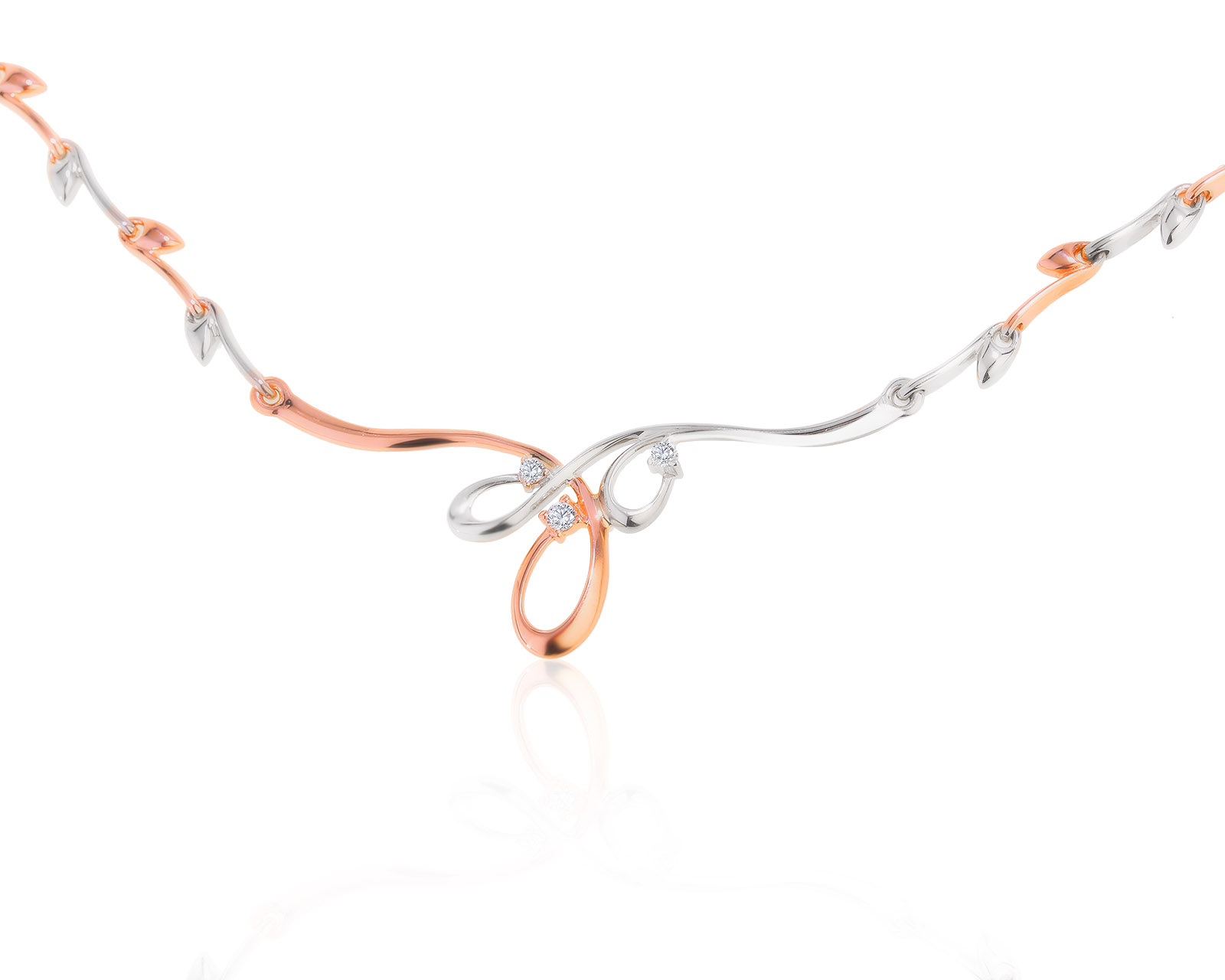 Достойное золотое колье с бриллиантами 0.10ct