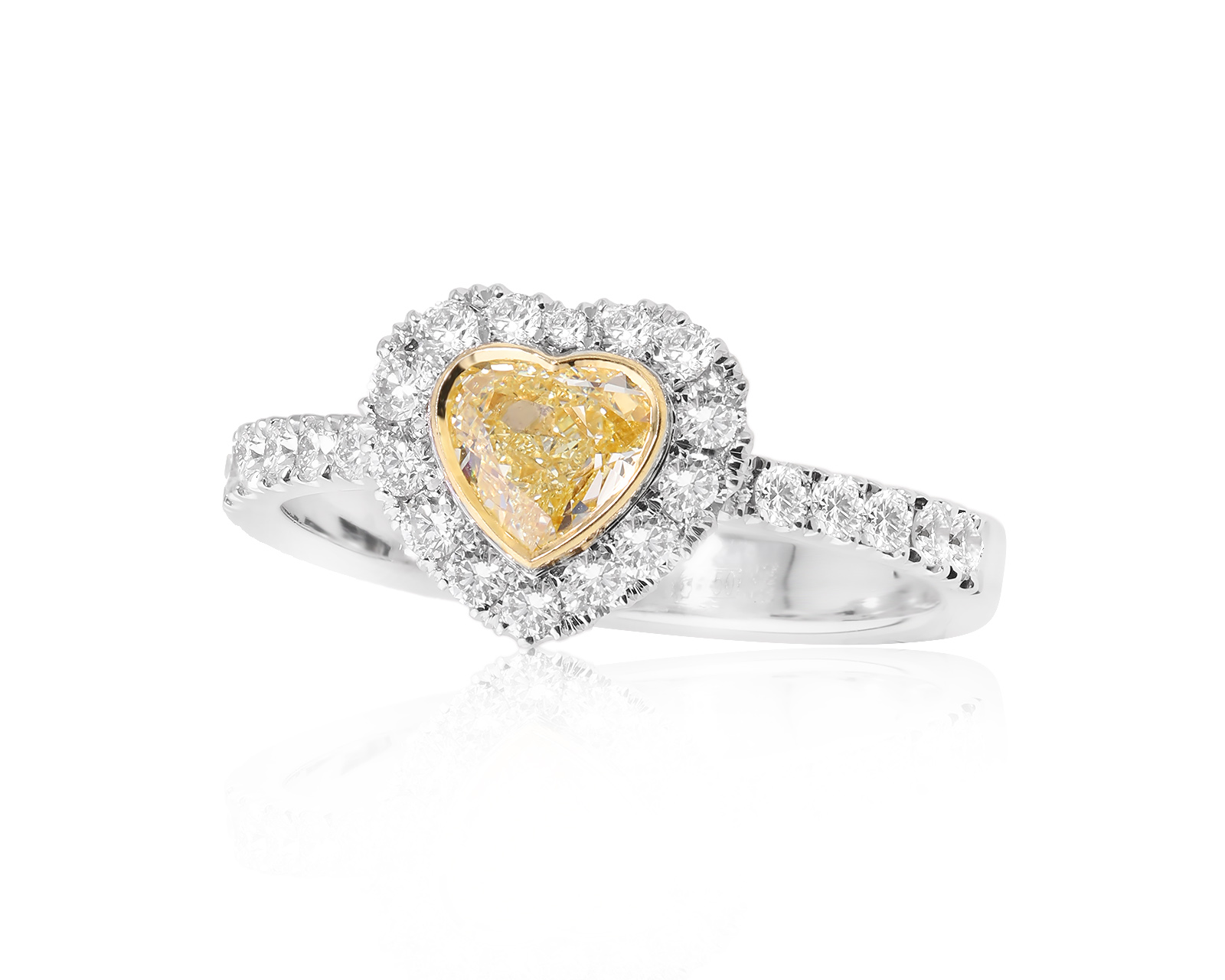 Золотое кольцо с бриллиантами 0.93ct 181024/13