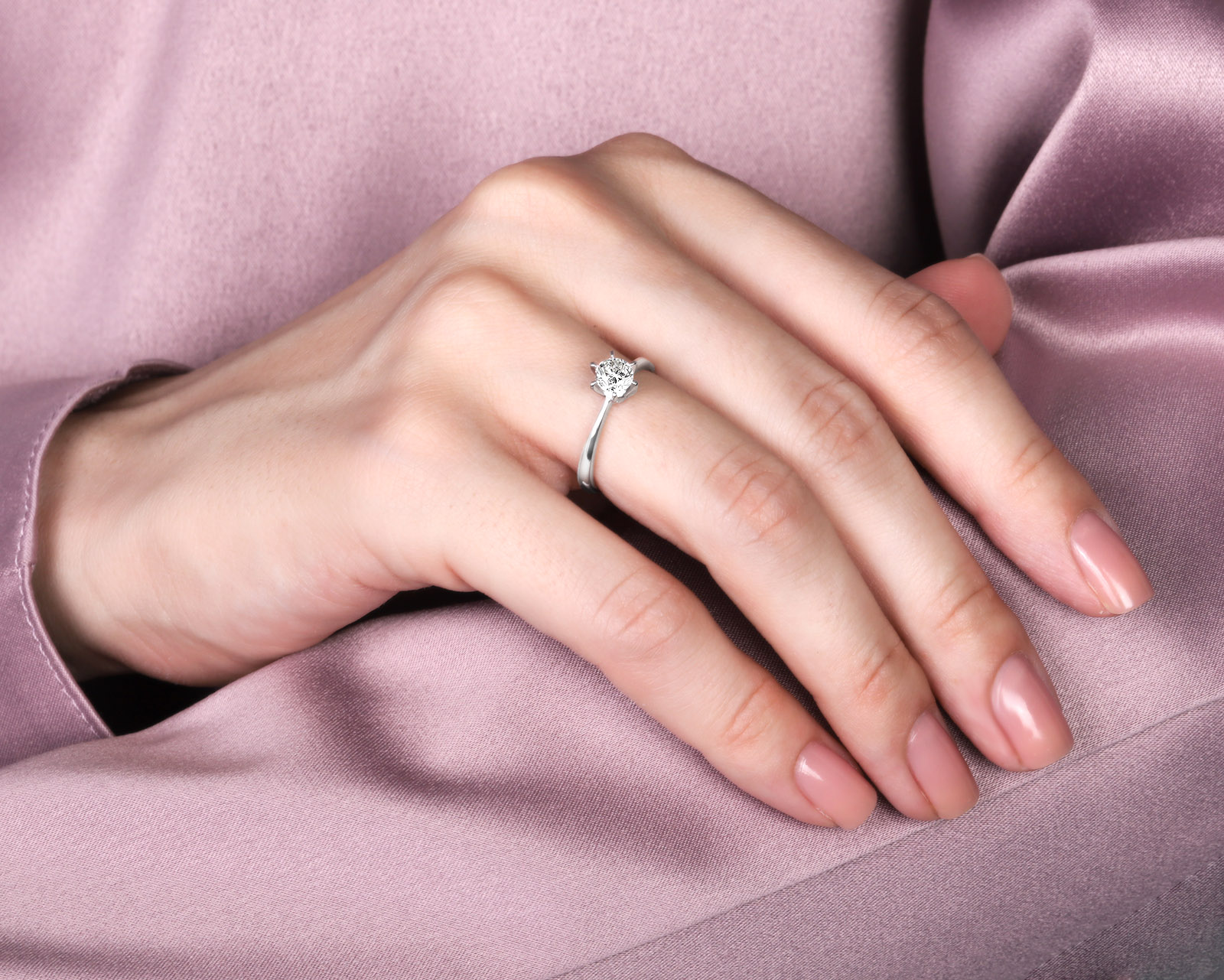 Золотое кольцо с бриллиантом 0.47ct