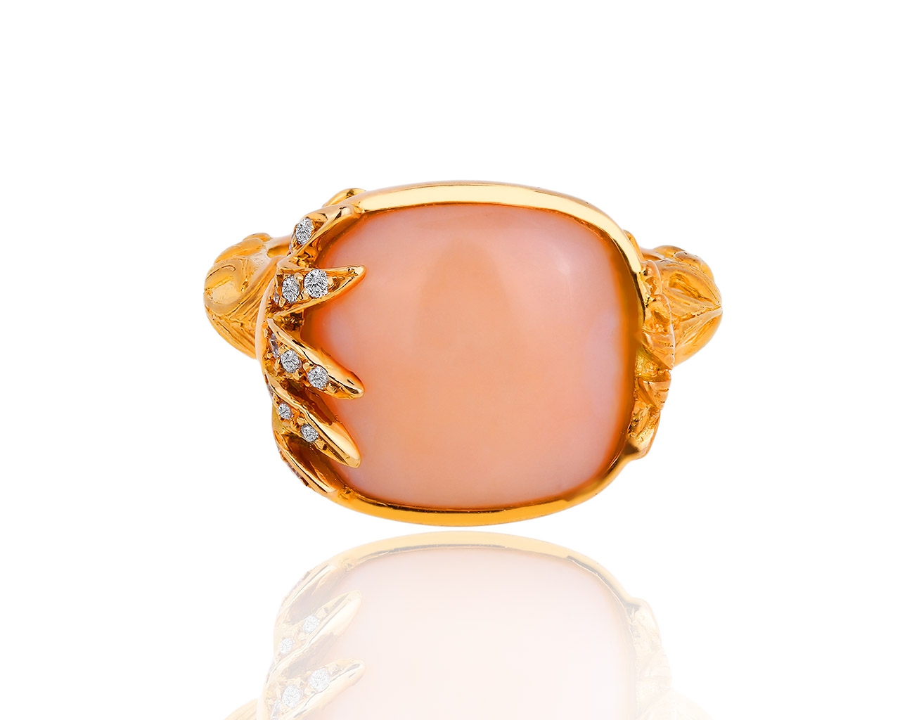 Оригинальное золотое кольцо с розовыми сапфирами и опалом Carrera y Carrera