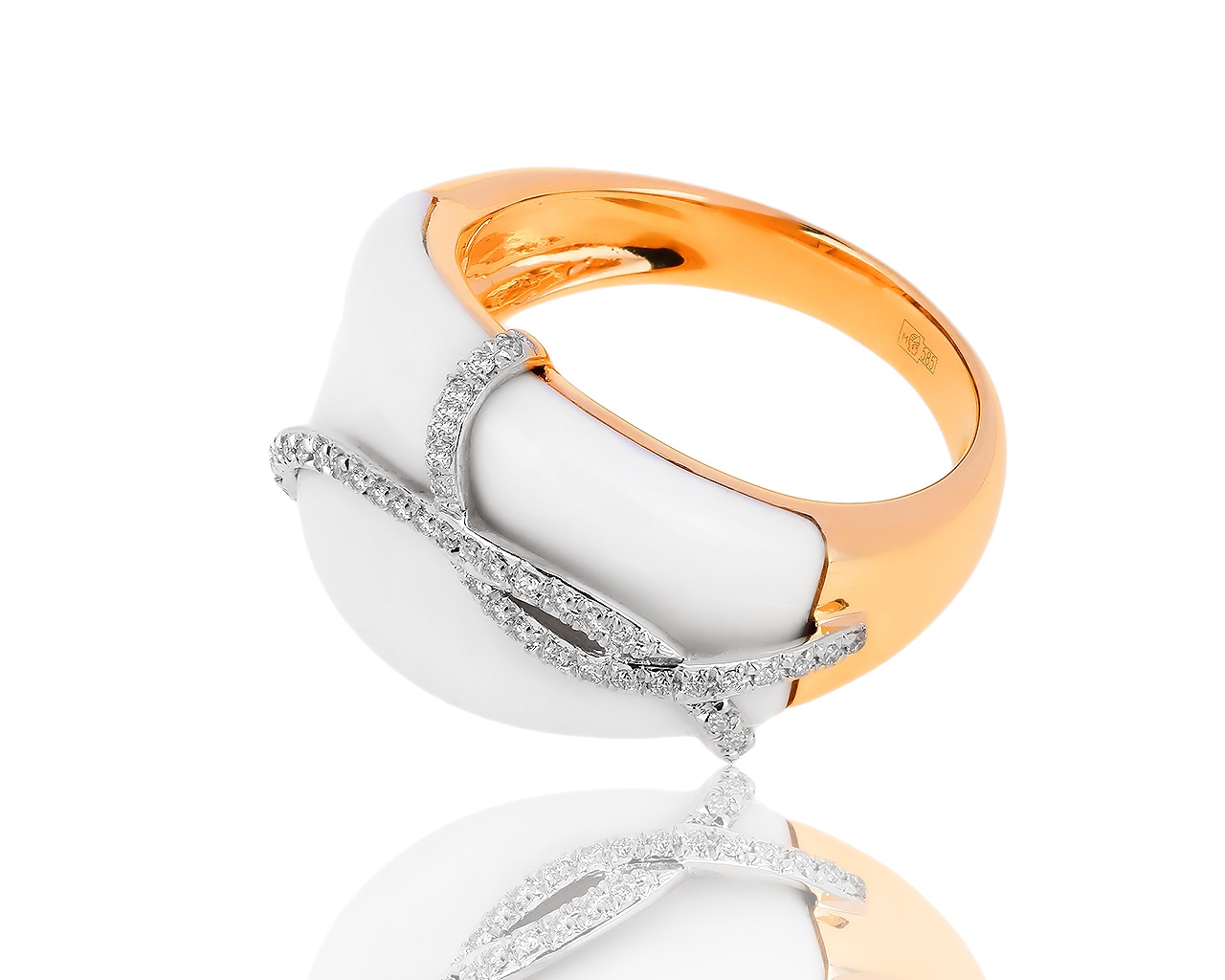 Золотое кольцо со слоновой костью и бриллиантами 0.17ct