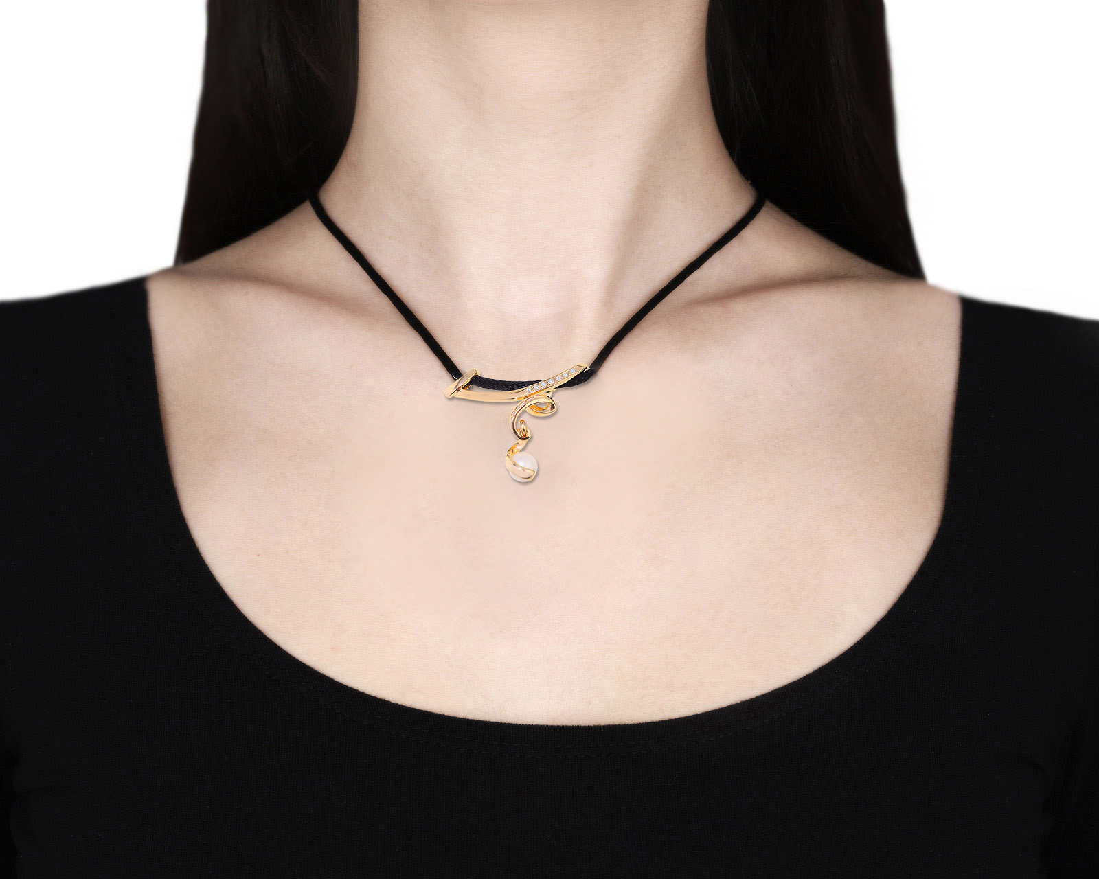 Золотой кулон с жемчугом 7.25 мм и бриллиантами 0.14ct