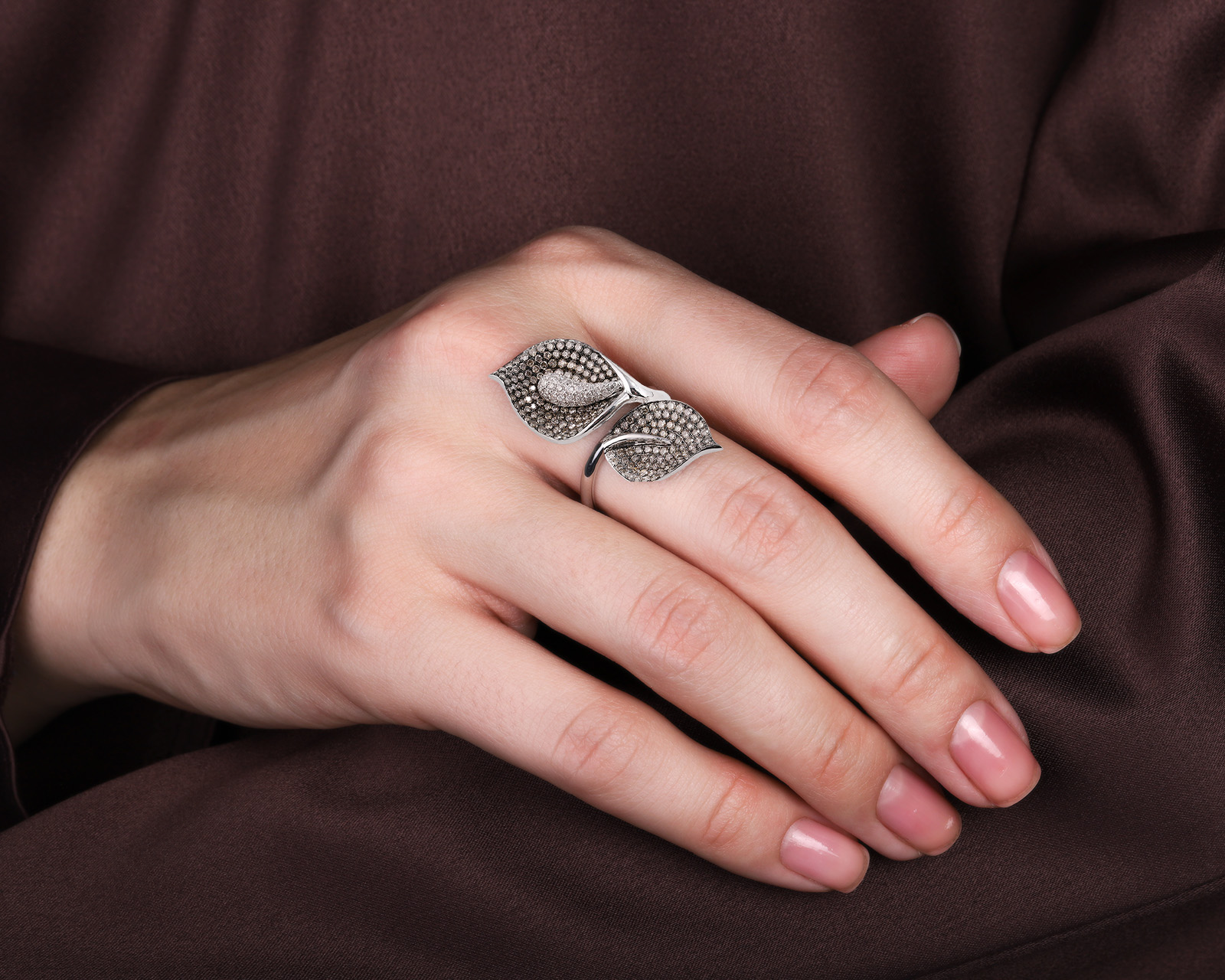 Золотое кольцо с бриллиантами 1.44ct