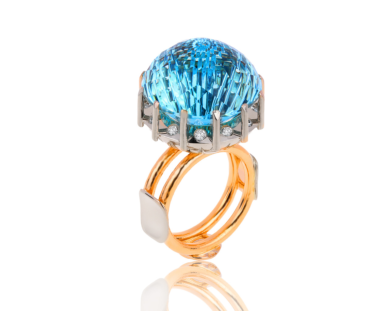 Шикарное золотое кольцо с топазом 28.00ct 191219/15