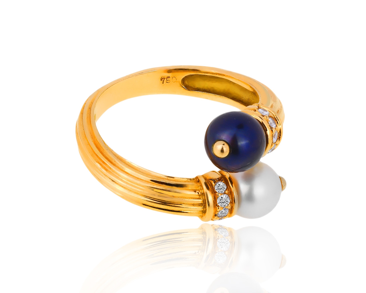 Оригинальное золотое кольцо с жемчугом и бриллиантами O.J.Perrin 211218/4