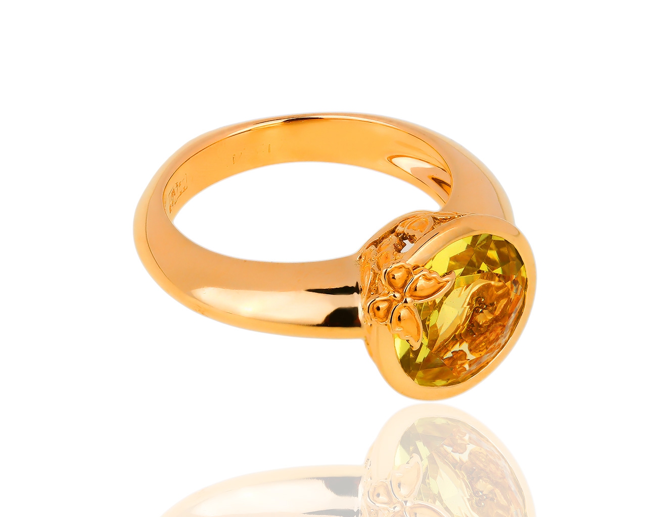 Достойное золотое кольцо с цитрином Carrera y Carrera