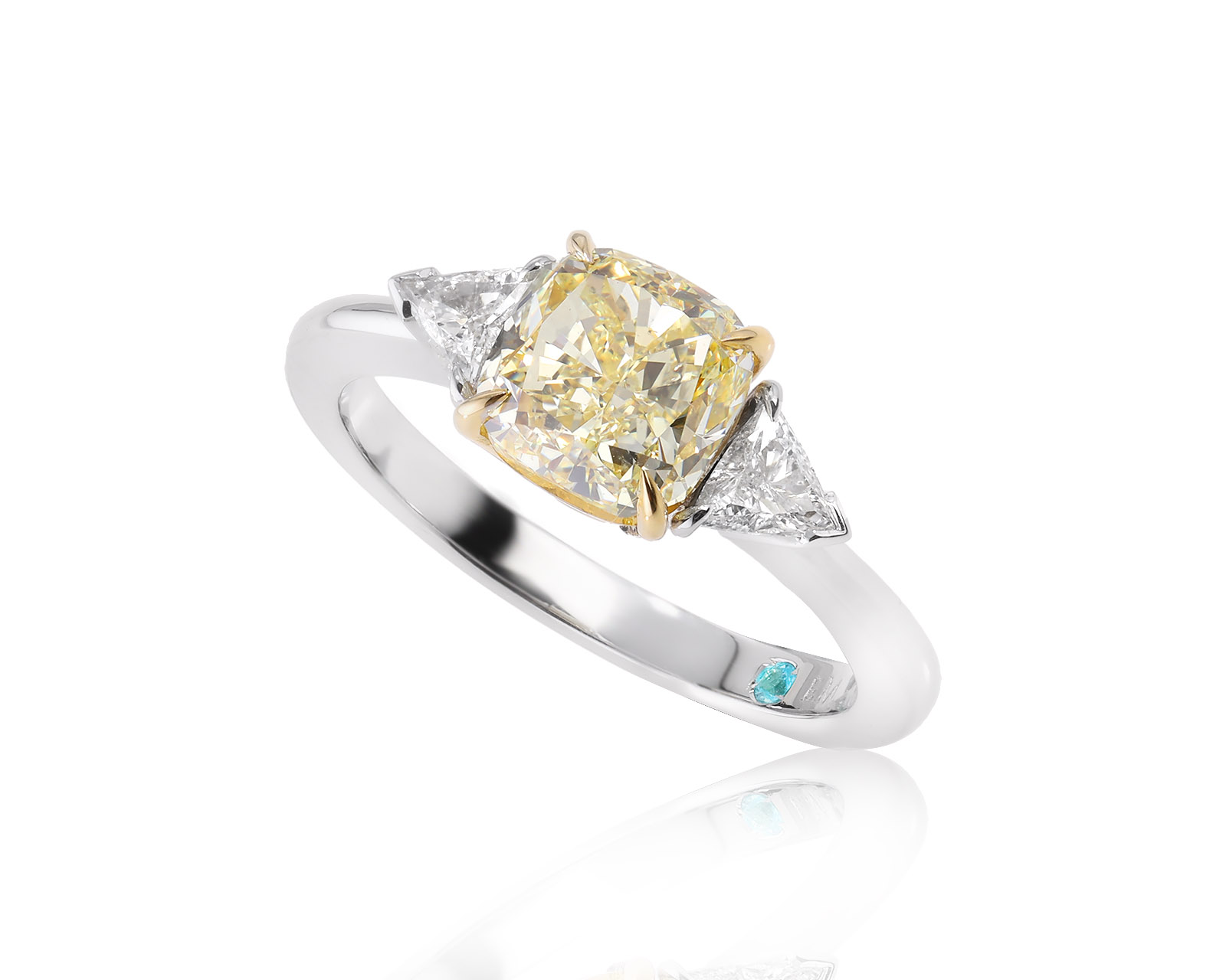 Золотое кольцо с бриллиантами 2.67ct Evgeny Matveev 120924/Б15 Золотое кольцо с бриллиантами 2.67ct Evgeny Matveev 120924/Б15