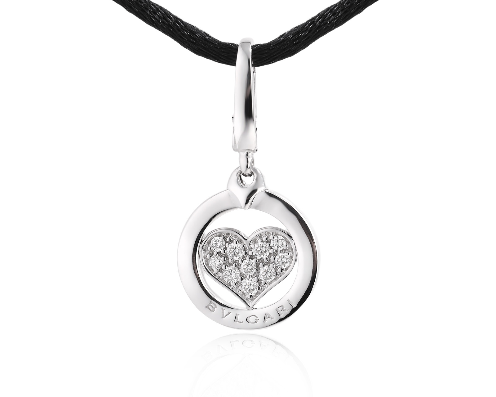 Оригинальный золотой кулон с бриллиантами 0.30ct Bvlgari Tondo Heart 300725/2 Оригинальный золотой кулон с бриллиантами 0.30ct Bvlgari Tondo Heart 300725/2