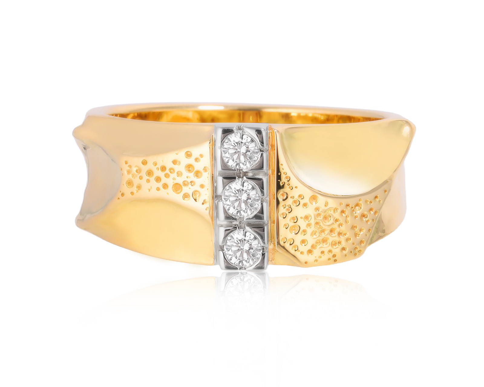 Золотое кольцо с бриллиантами 0.15ct