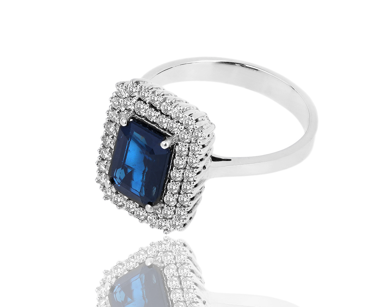 Золотое кольцо с бриллиантами 0.50ct и сапфиром 1.86ct Золотое кольцо с бриллиантами 0.50ct и сапфиром 1.86ct
