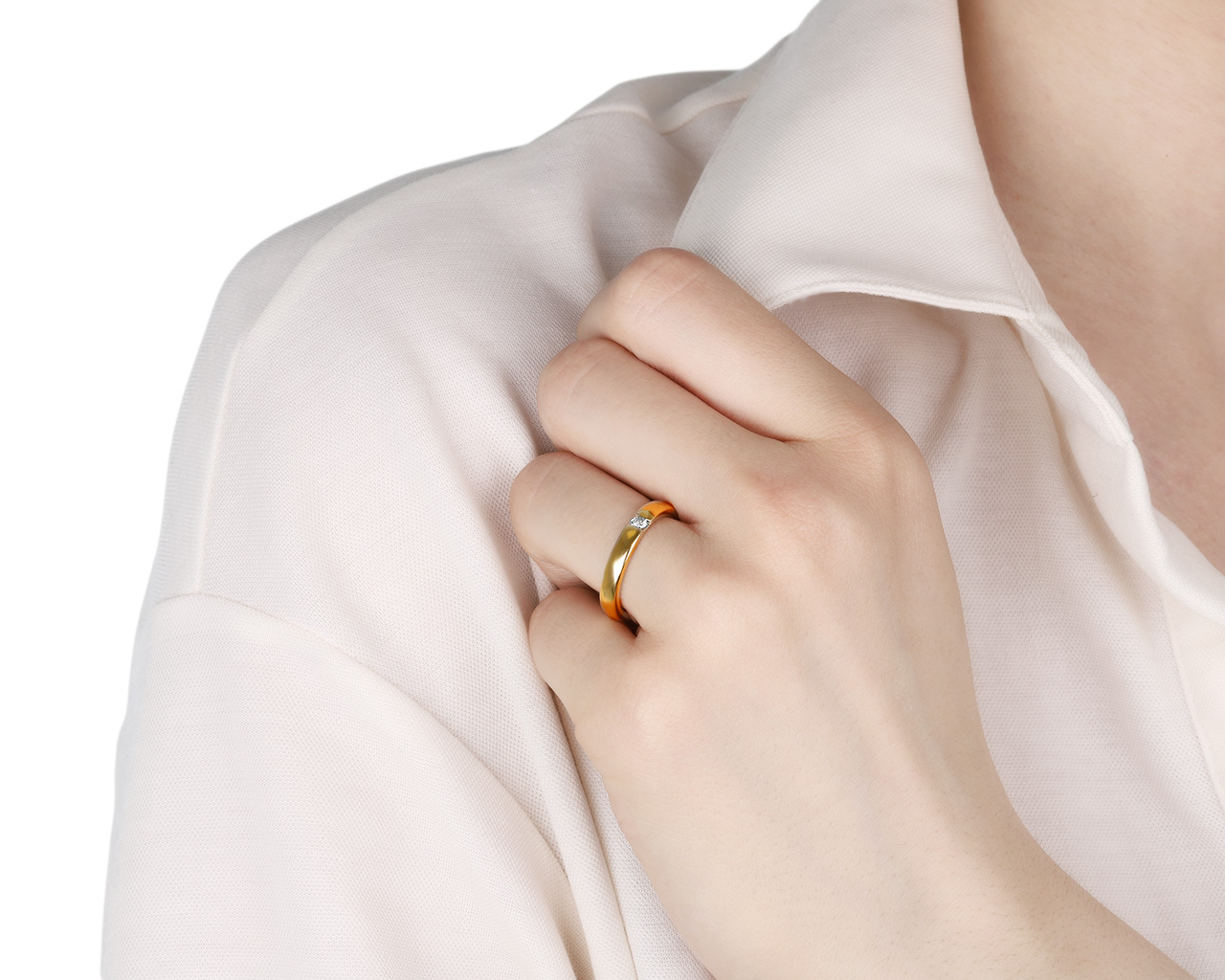 Оригинальное золотое кольцо с бриллиантом 0.07ct Damiani Veramore